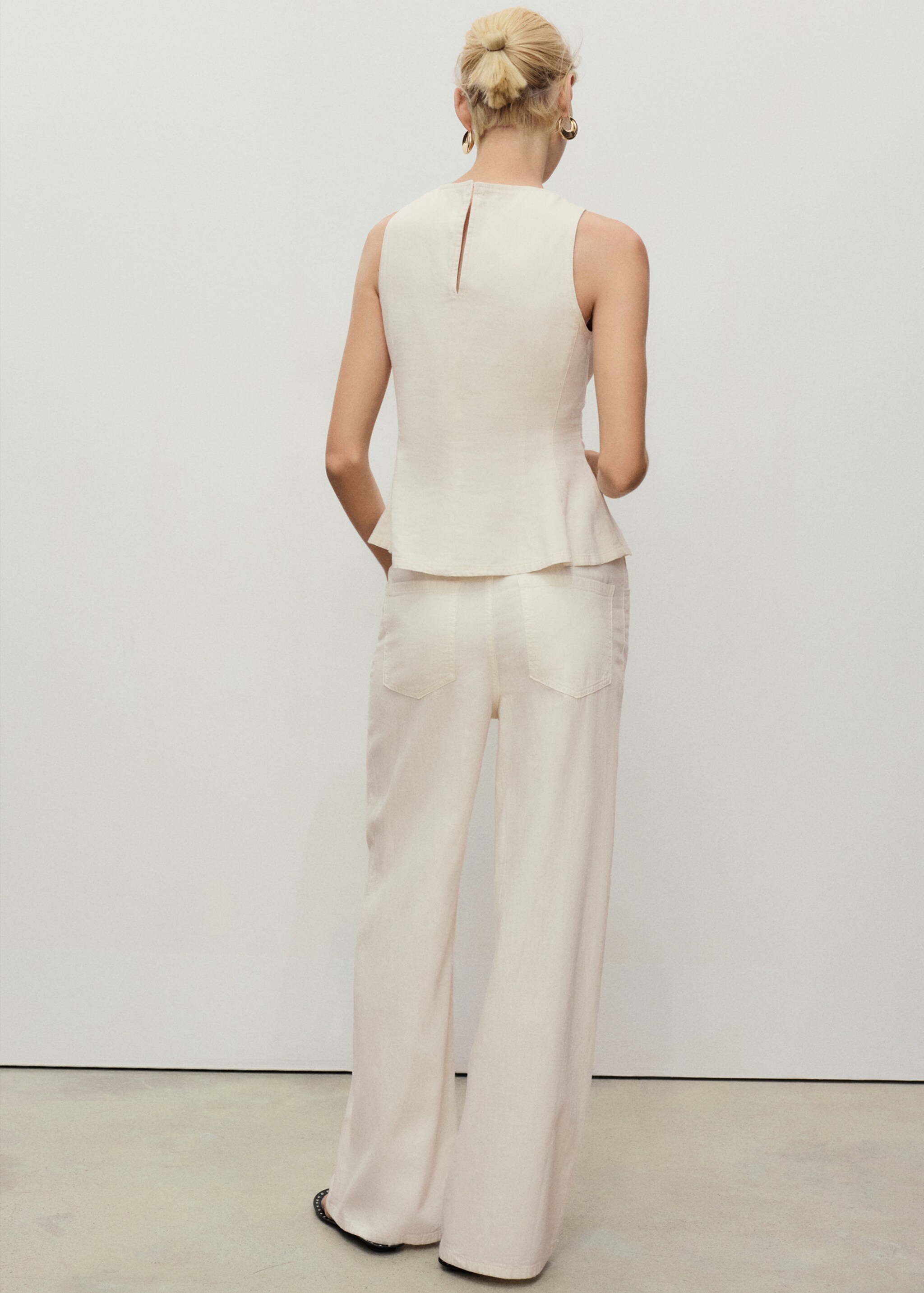 Kemerli wideleg jean pantolon - Ürünün arkası