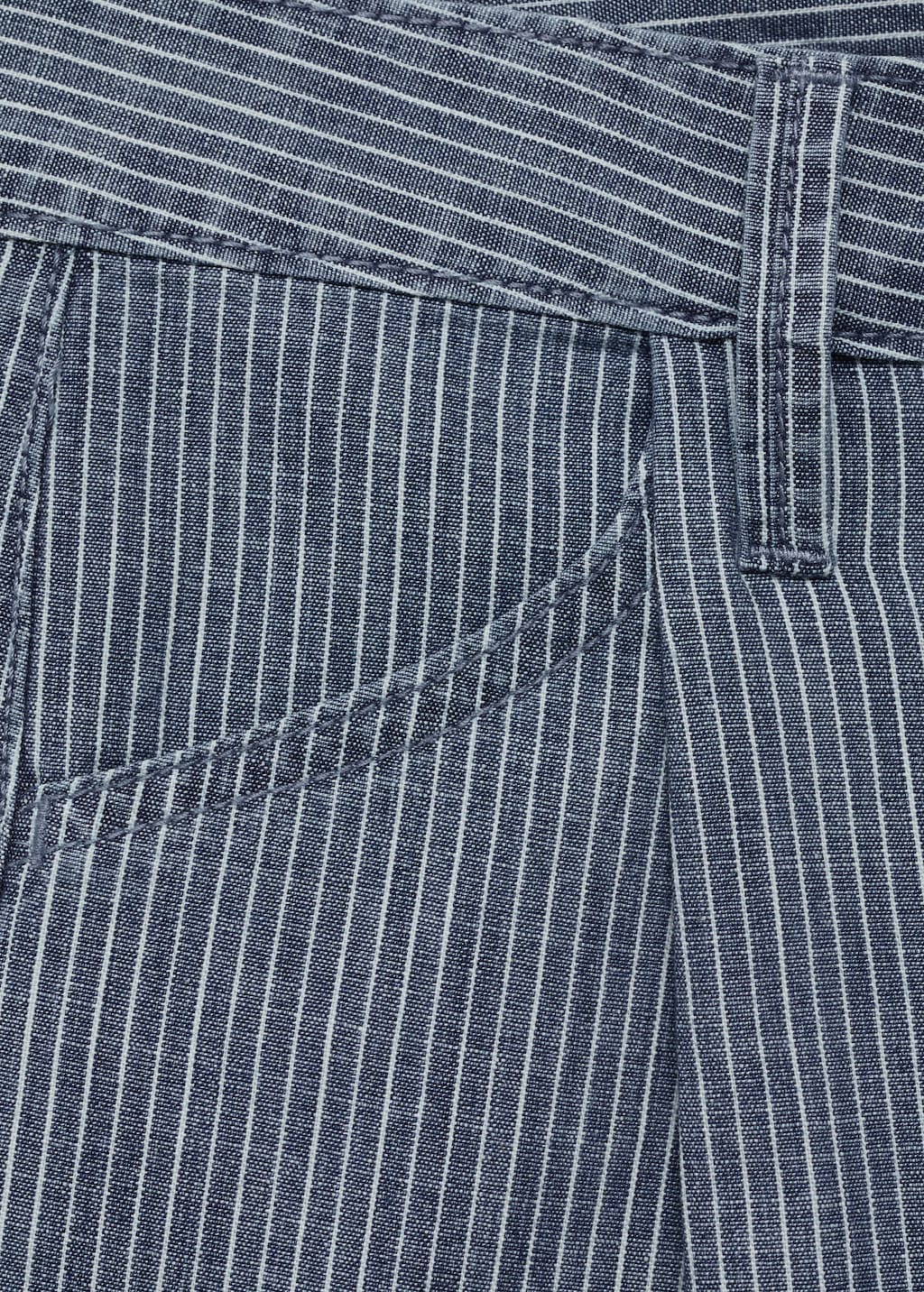 Striped denim shorts with pleats