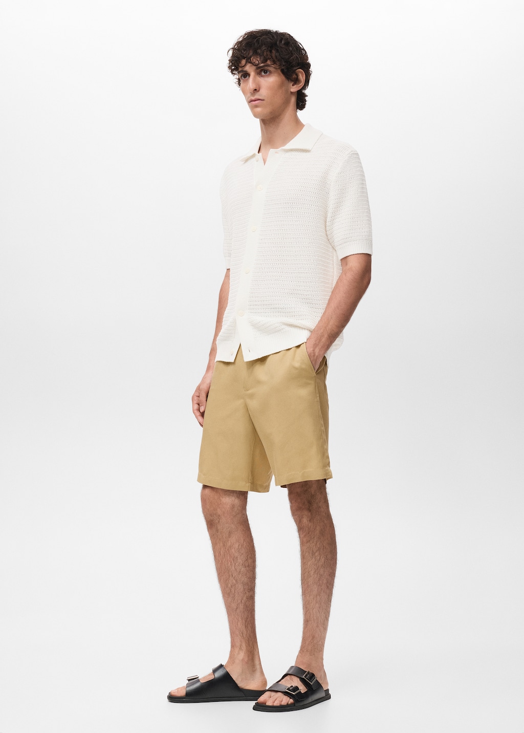 Linen-blend shorts with an elastic waistband