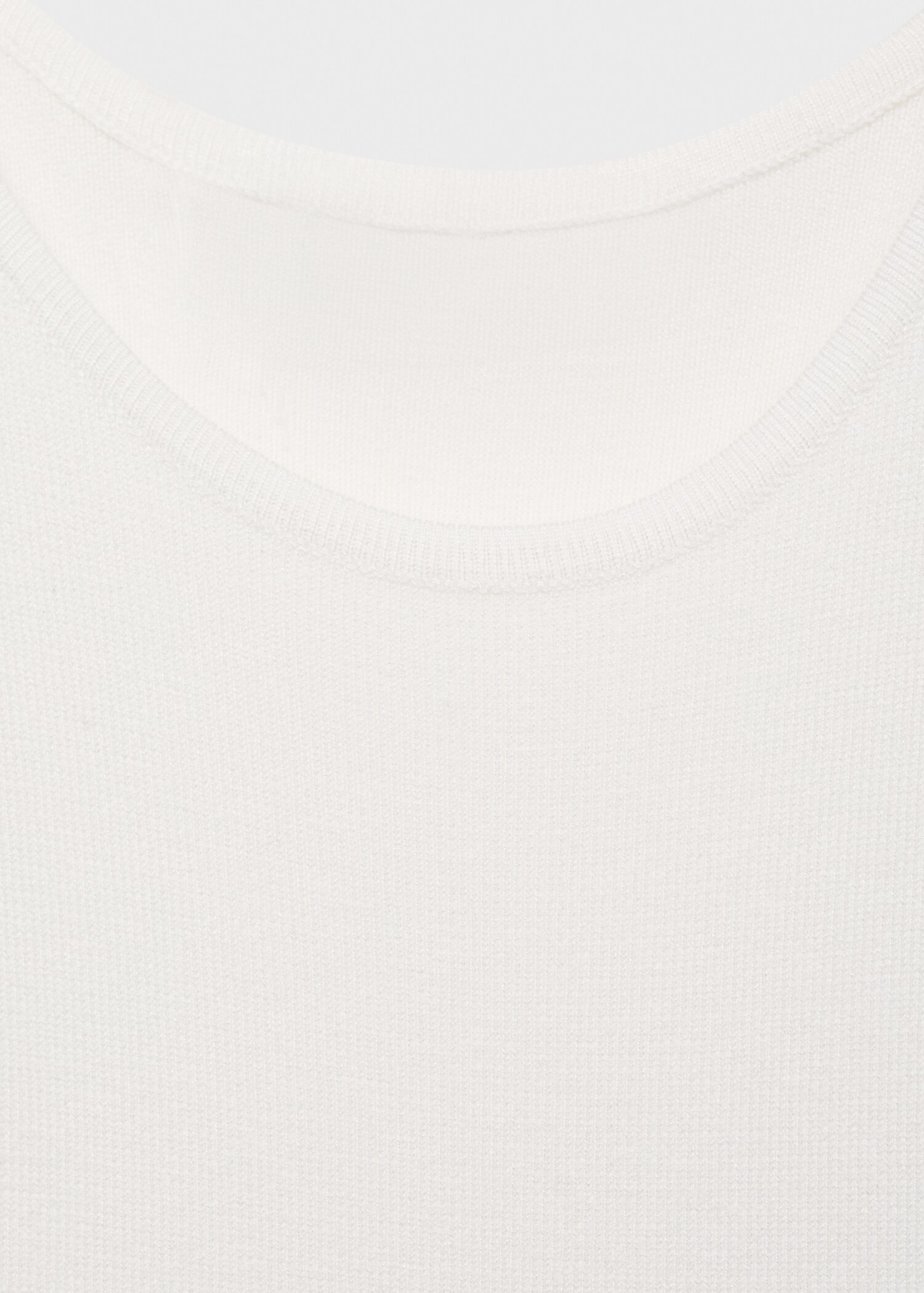 Halter-neck knitted dress - Details of the article 8