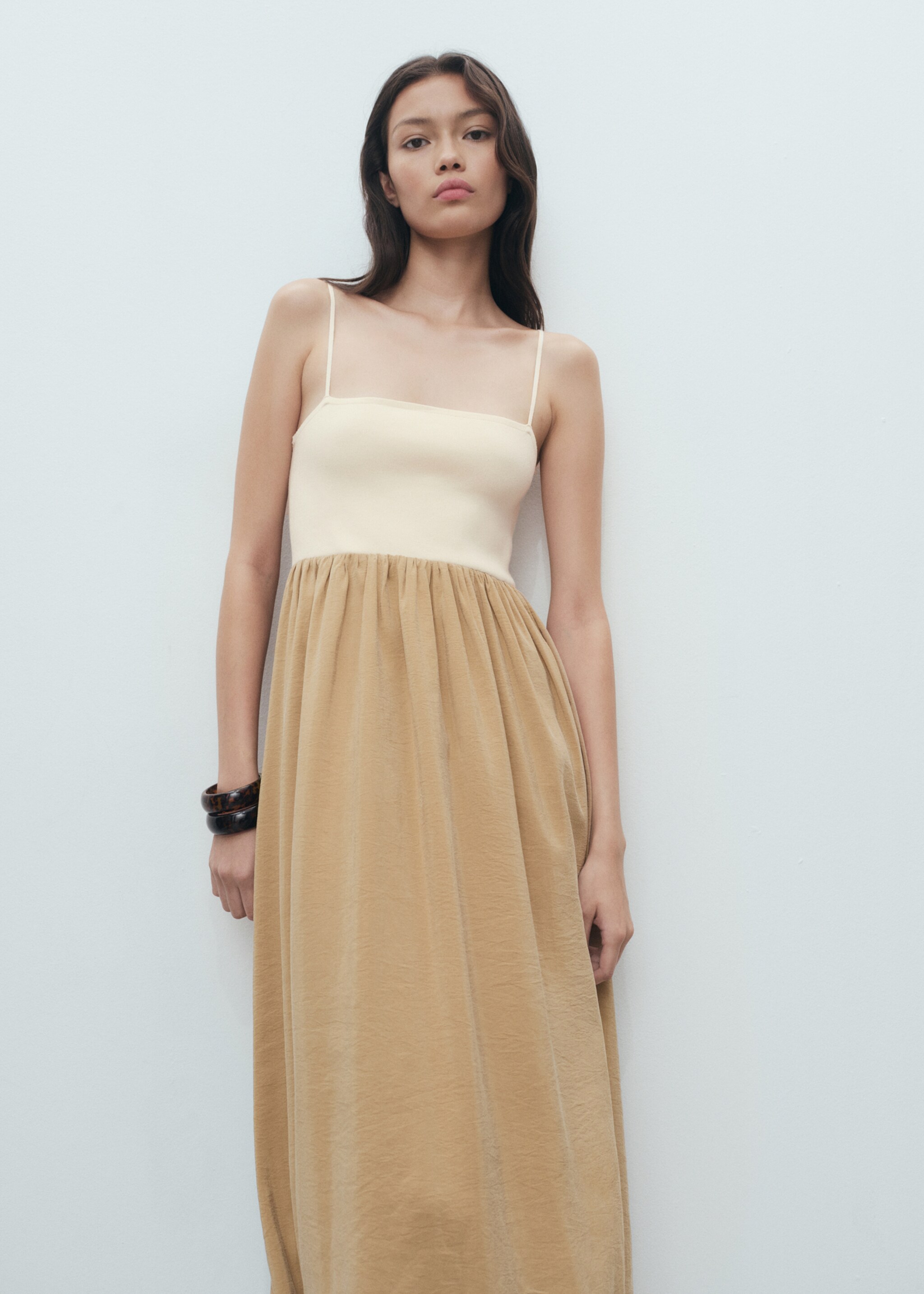 Combined knitted balloon dress - Medium plane
