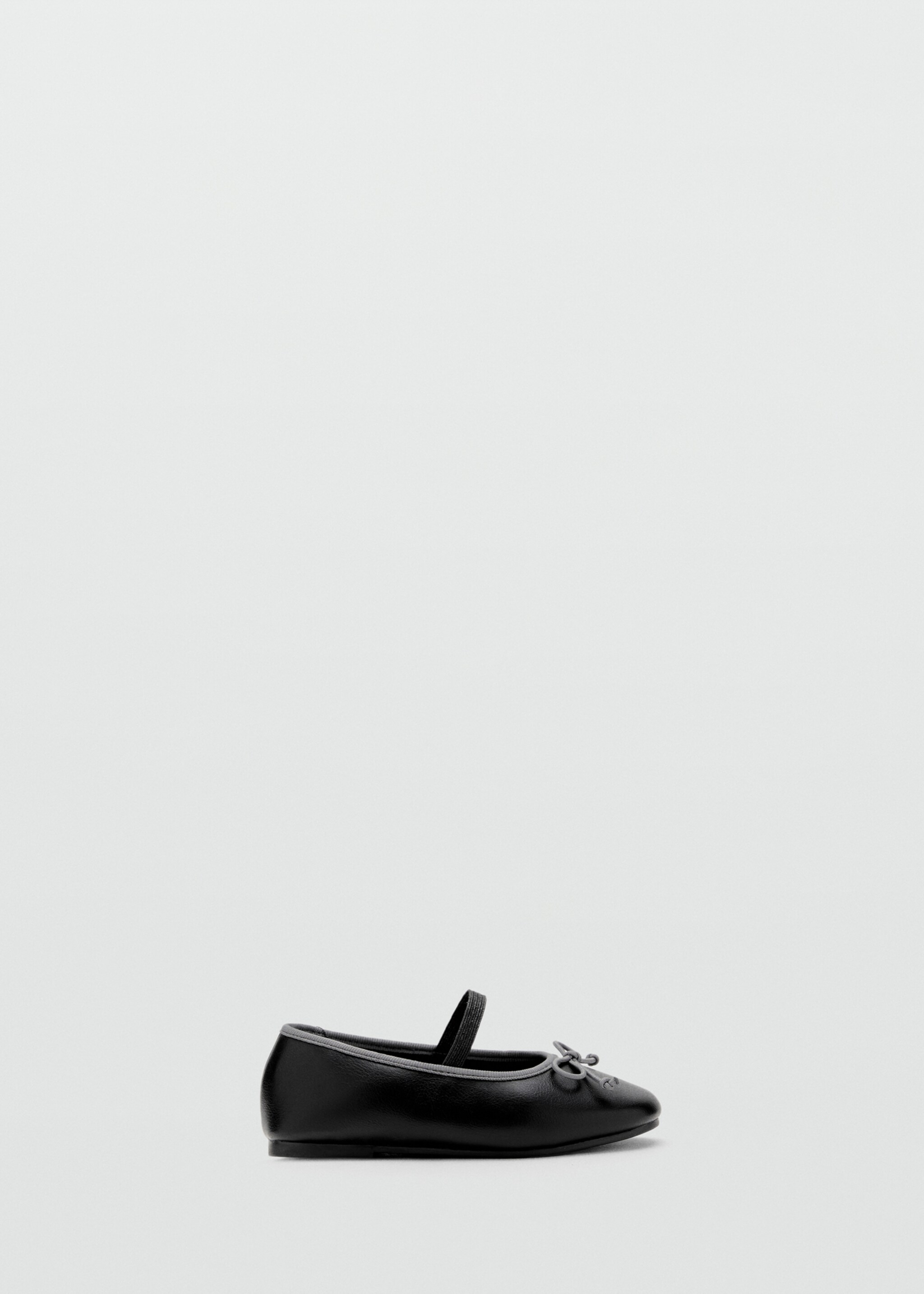 Two-tone ballet flats with bow - Article without model