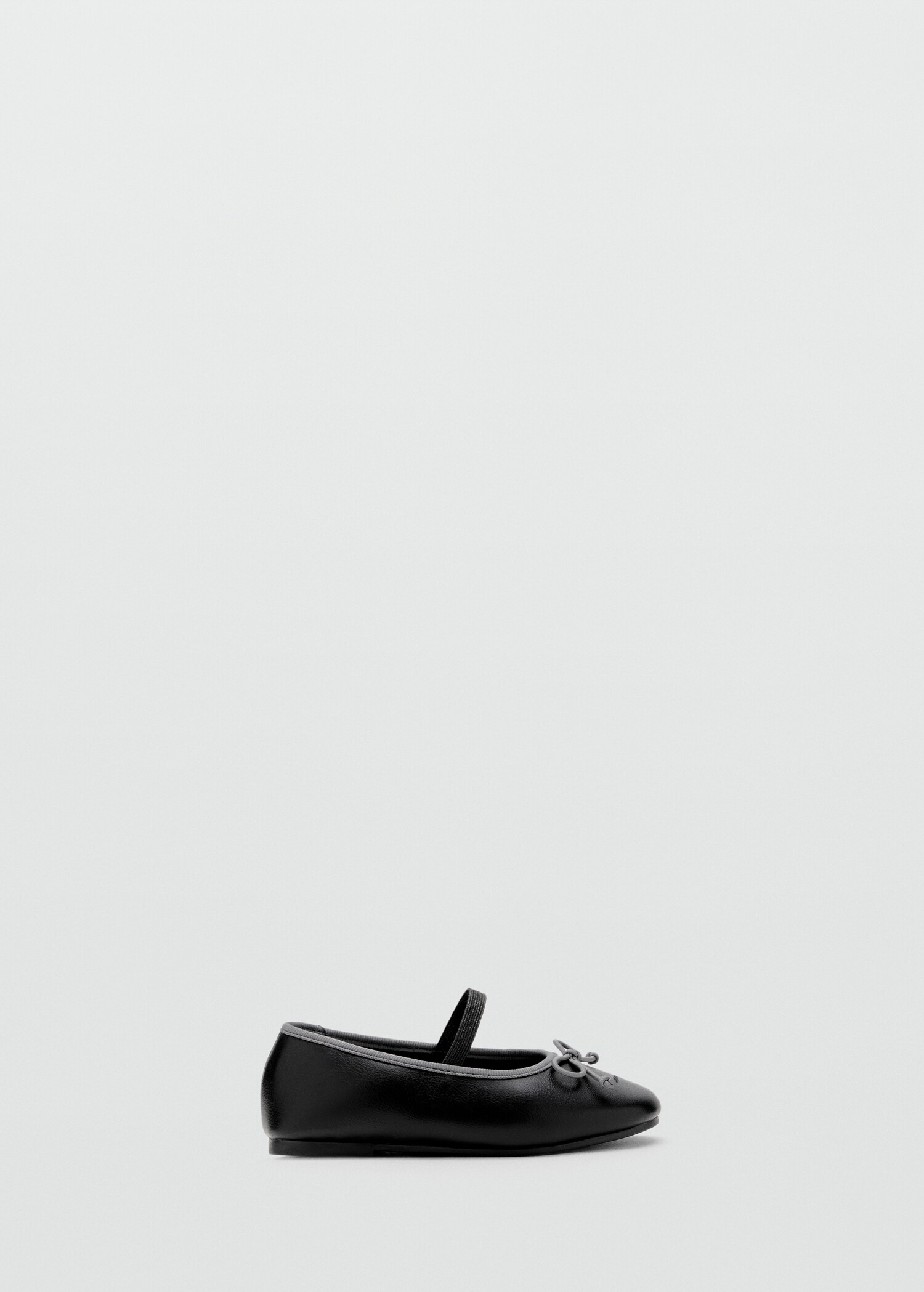 Two-tone ballet flats with bow - Article without model