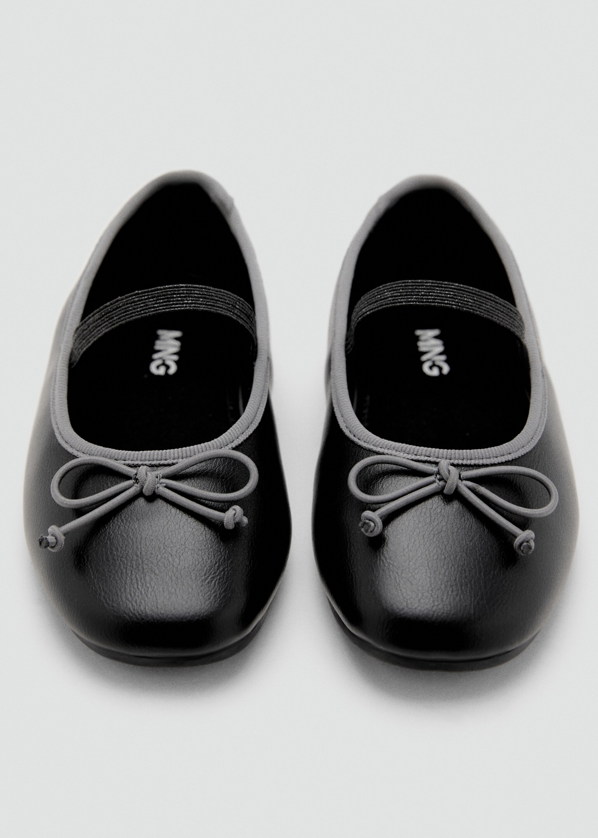Two-tone ballet flats with bow - Details of the article 2