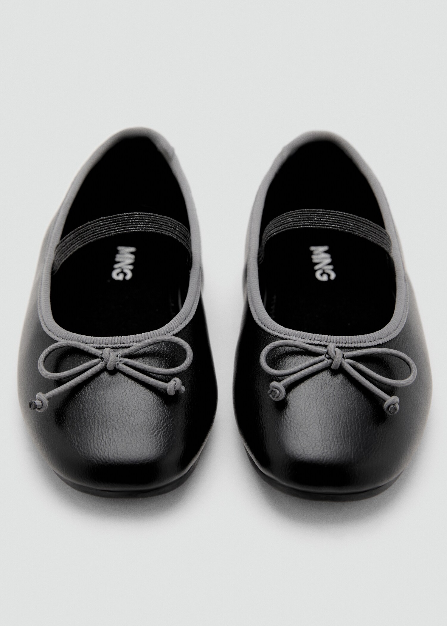 Two-tone ballet flats with bow - Details of the article 2