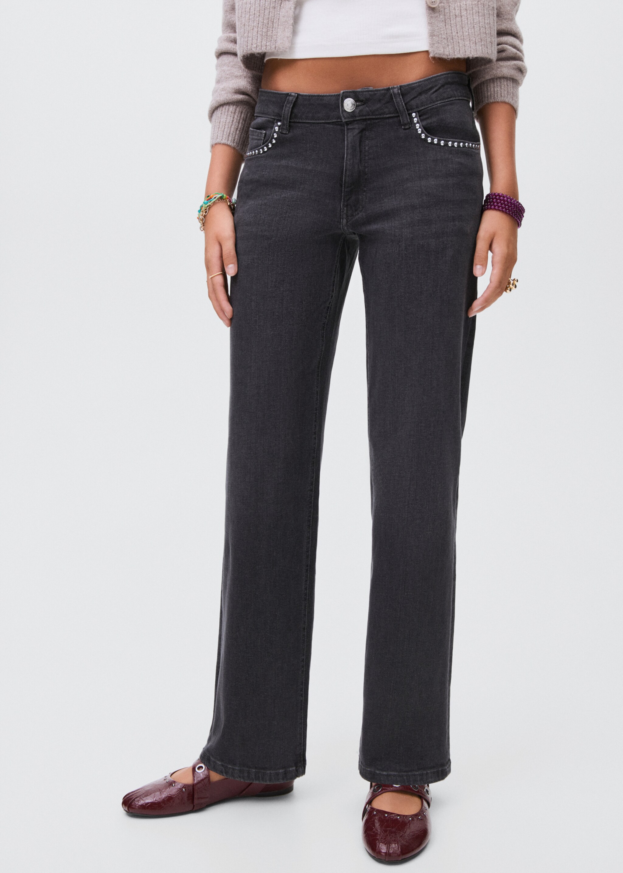 Jeans straight tachas - Plano medio, Denim negro. Ref: 17062912-00.