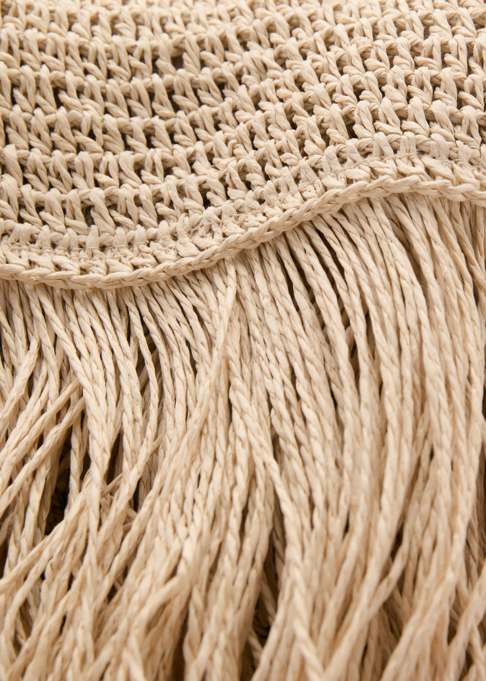 Natural fibre handbag with fringes - Details of the article 1