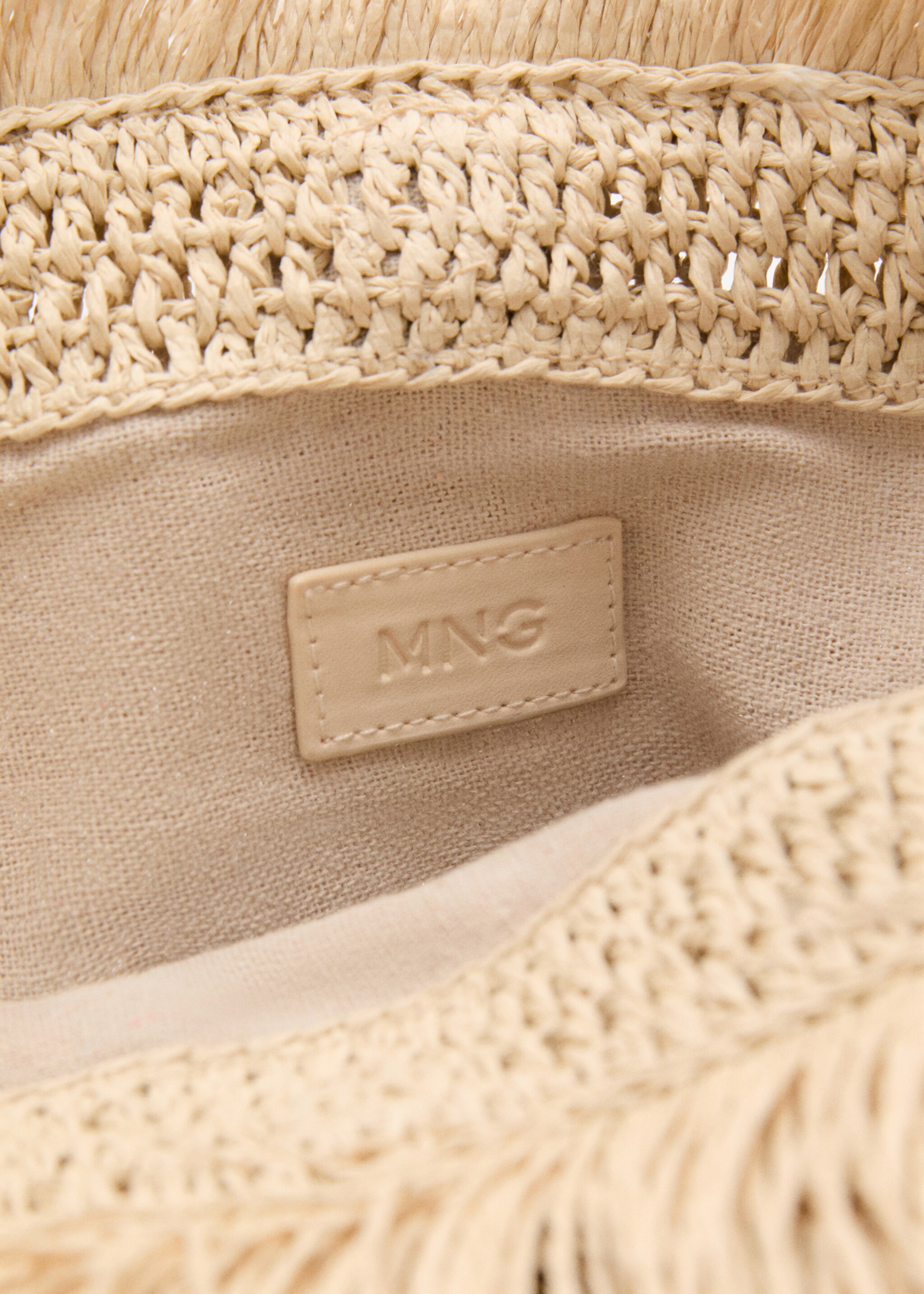 Natural fibre handbag with fringes - Details of the article 3