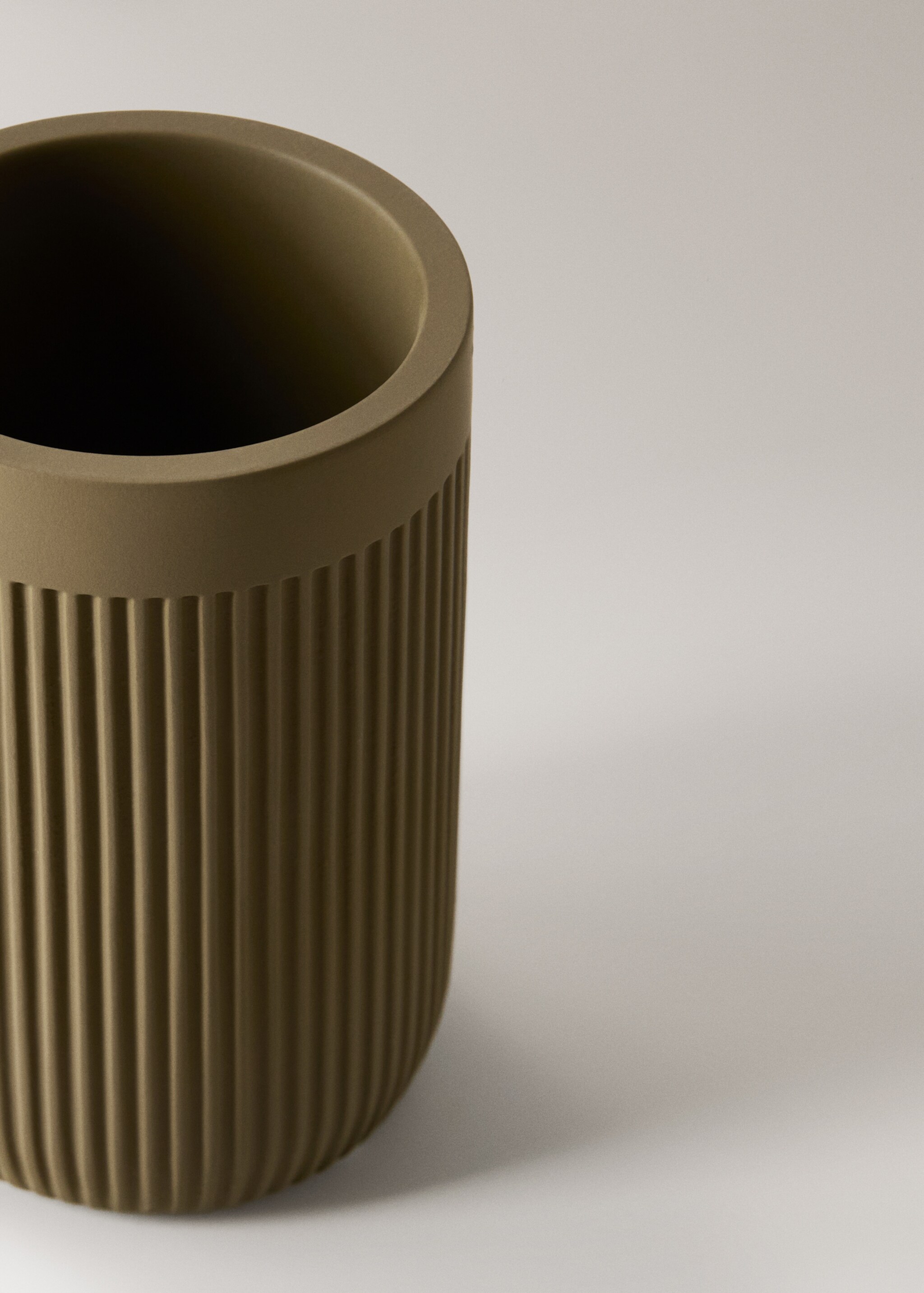 Resin bathroom glass - Details of the article 2, Olive Green. Ref: 17062921-00.