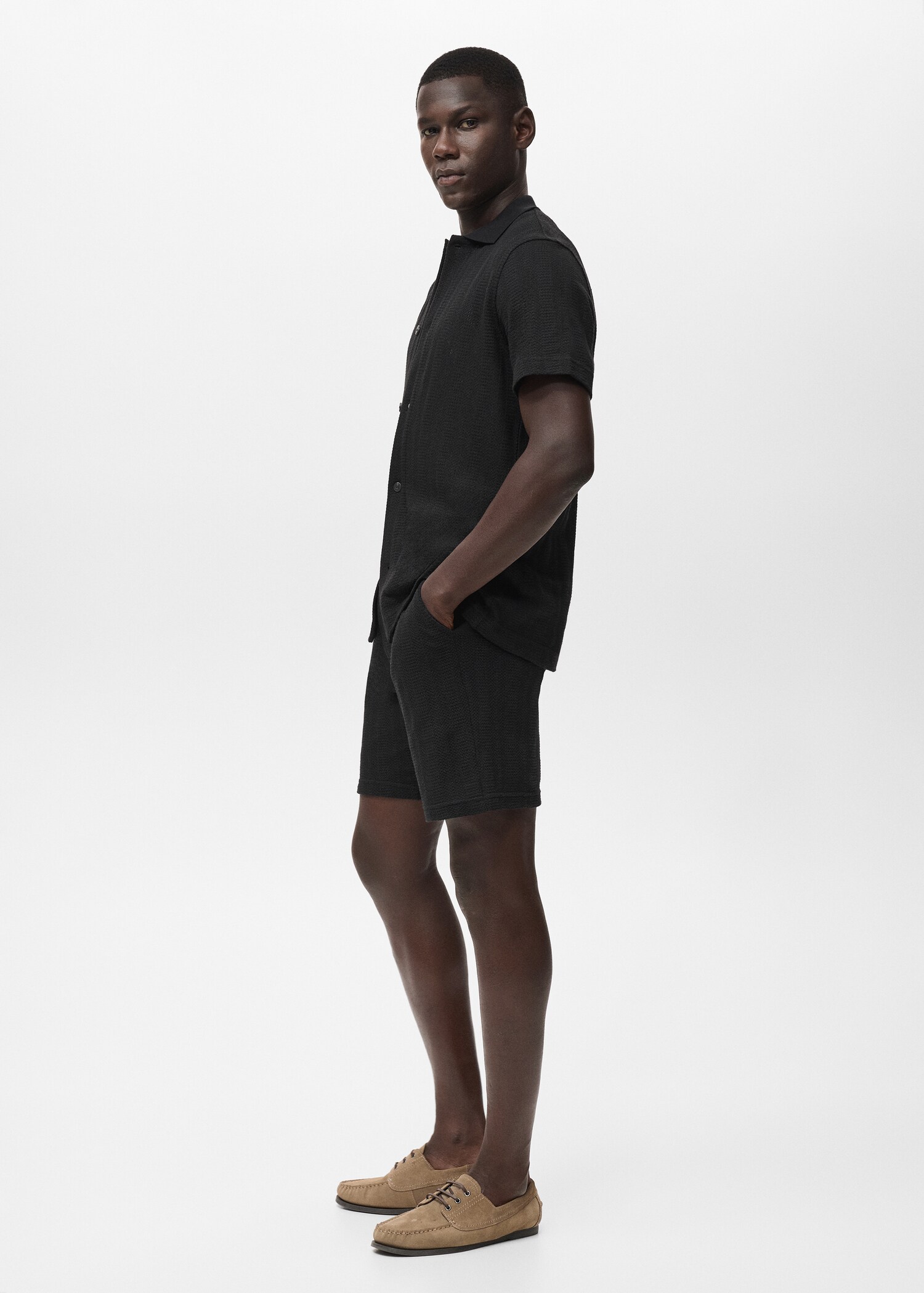 Structured knitted shorts - Details of the article 2