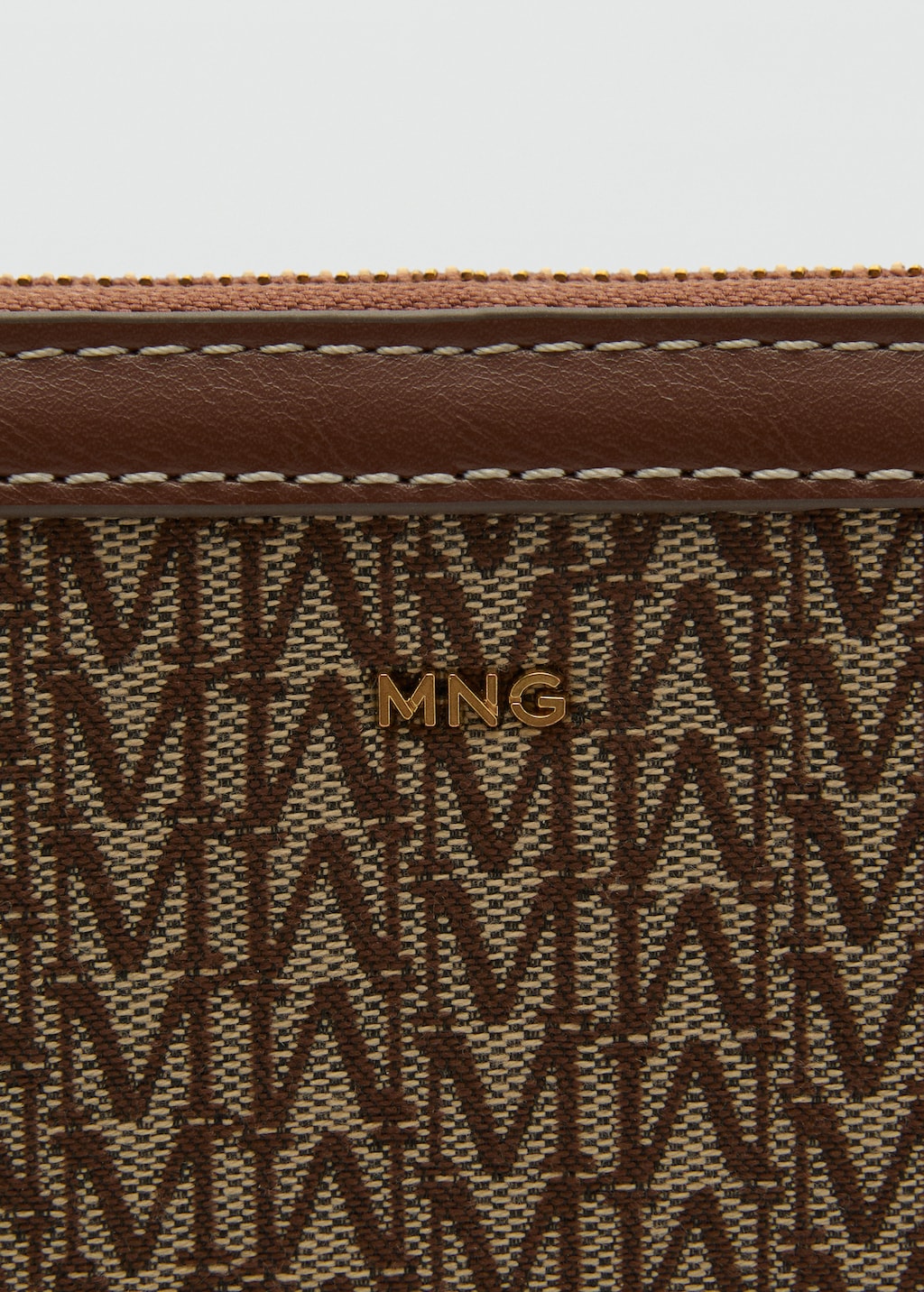 Medium jacquard wallet with logo
