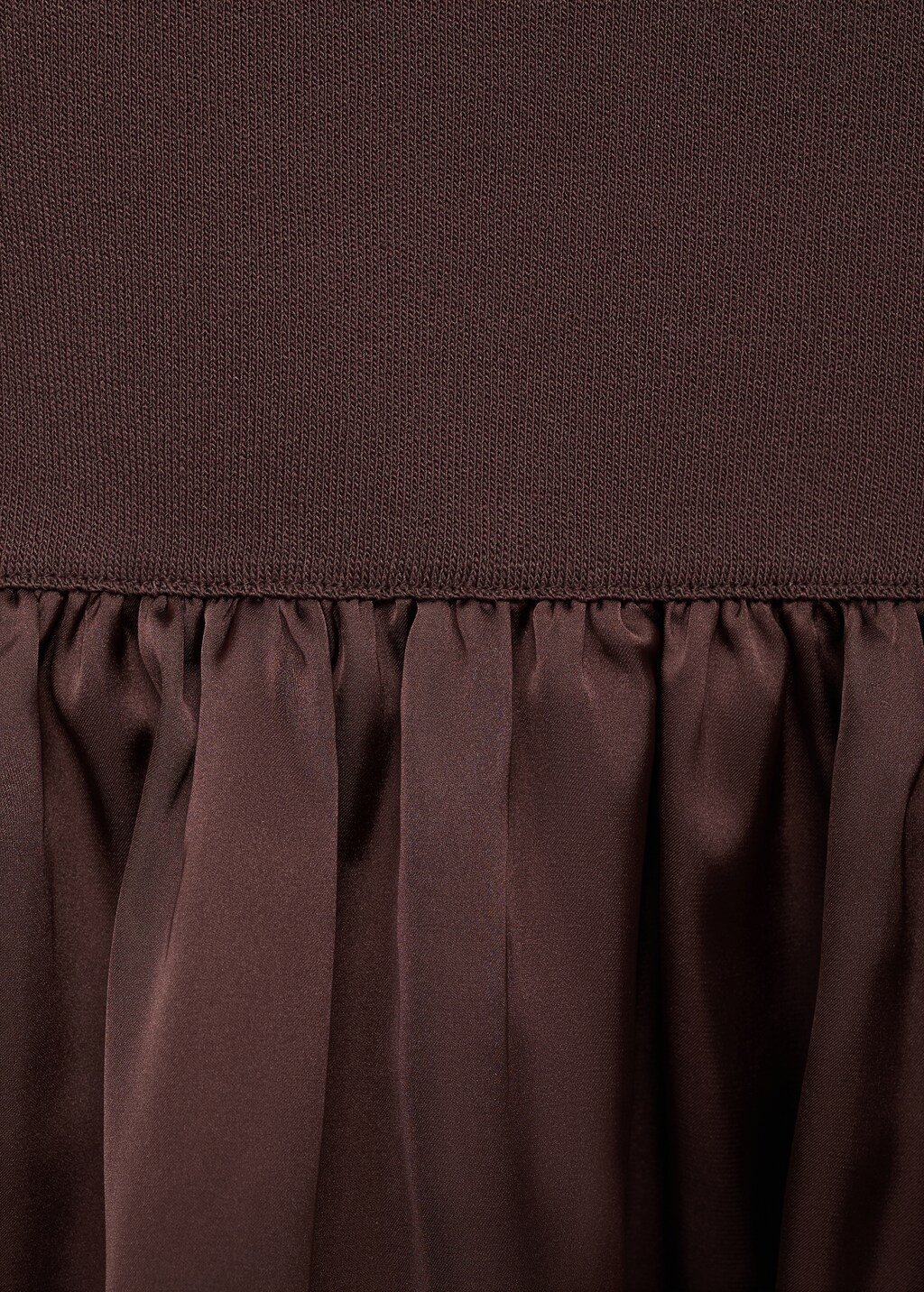 Combined fabric top with crossed back