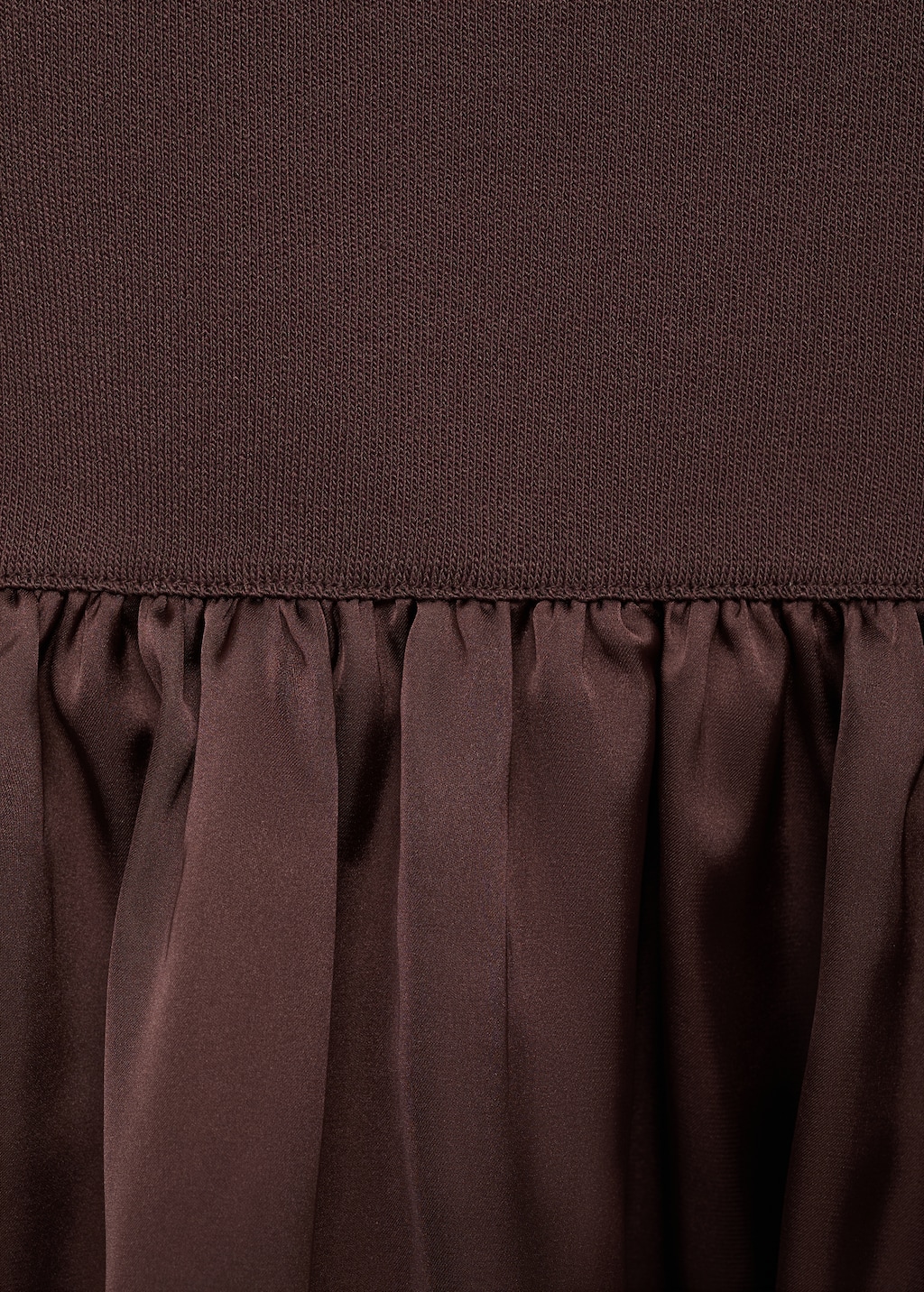 Combined fabric top with crossed back