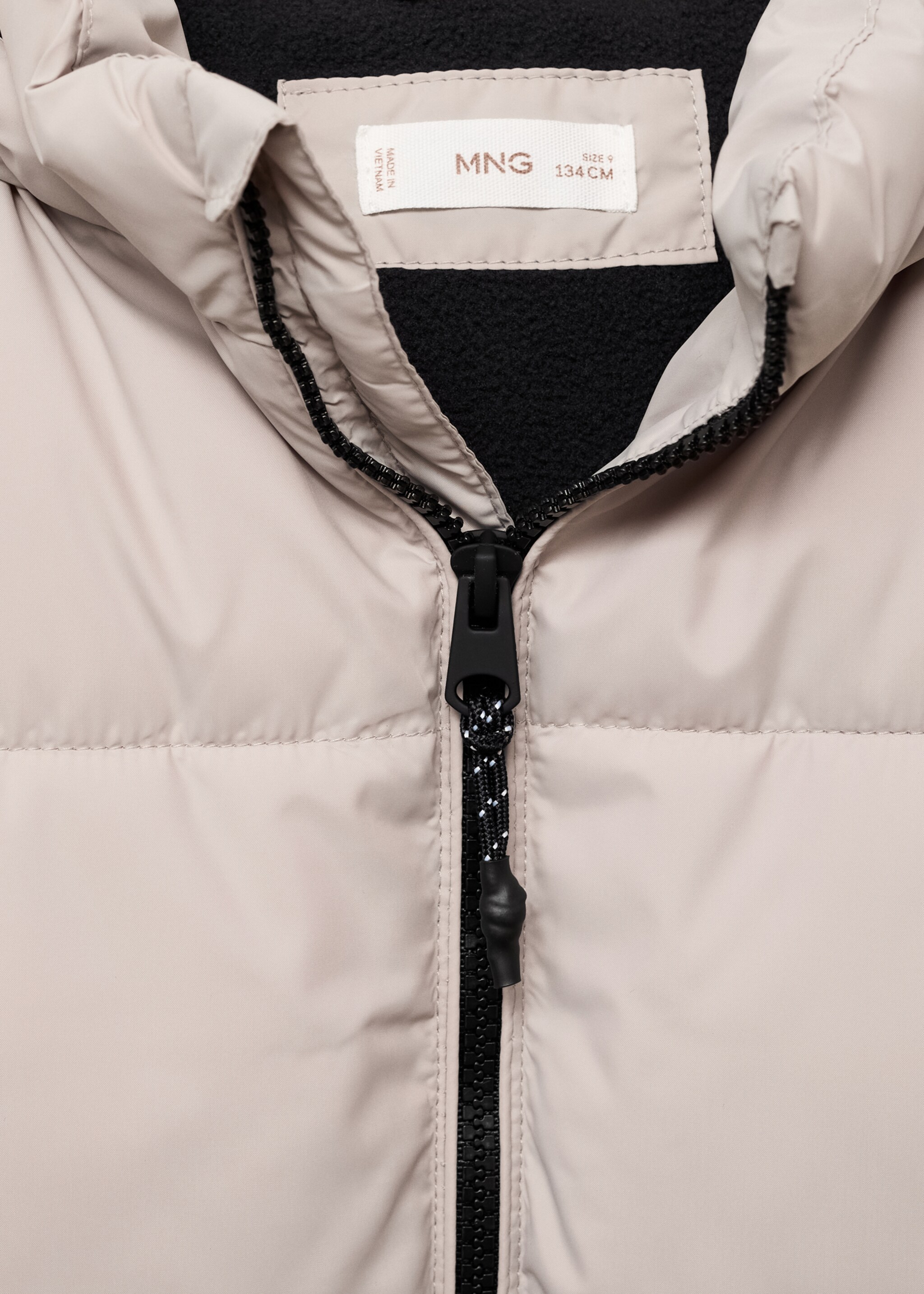 Hood quilted coat - Details of the article 8