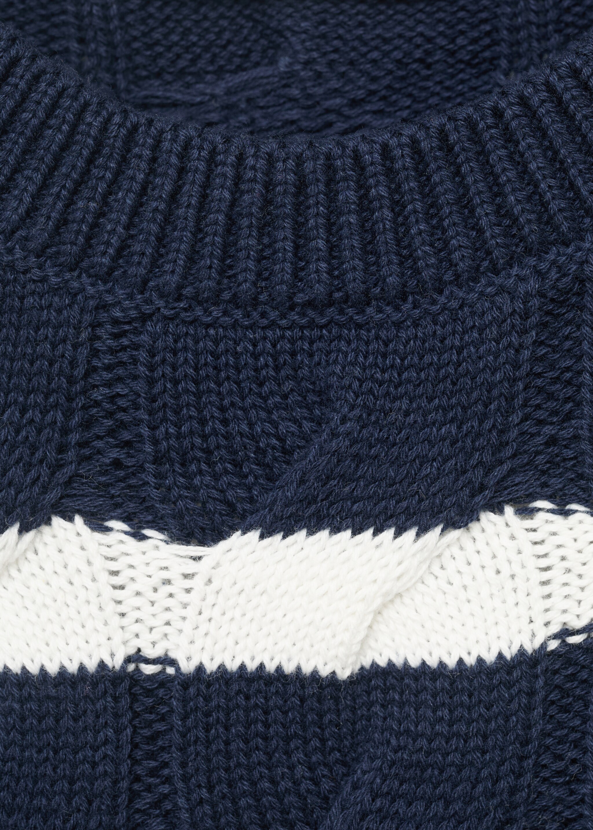 Gilet maille torsadée - Détail de l'article 8