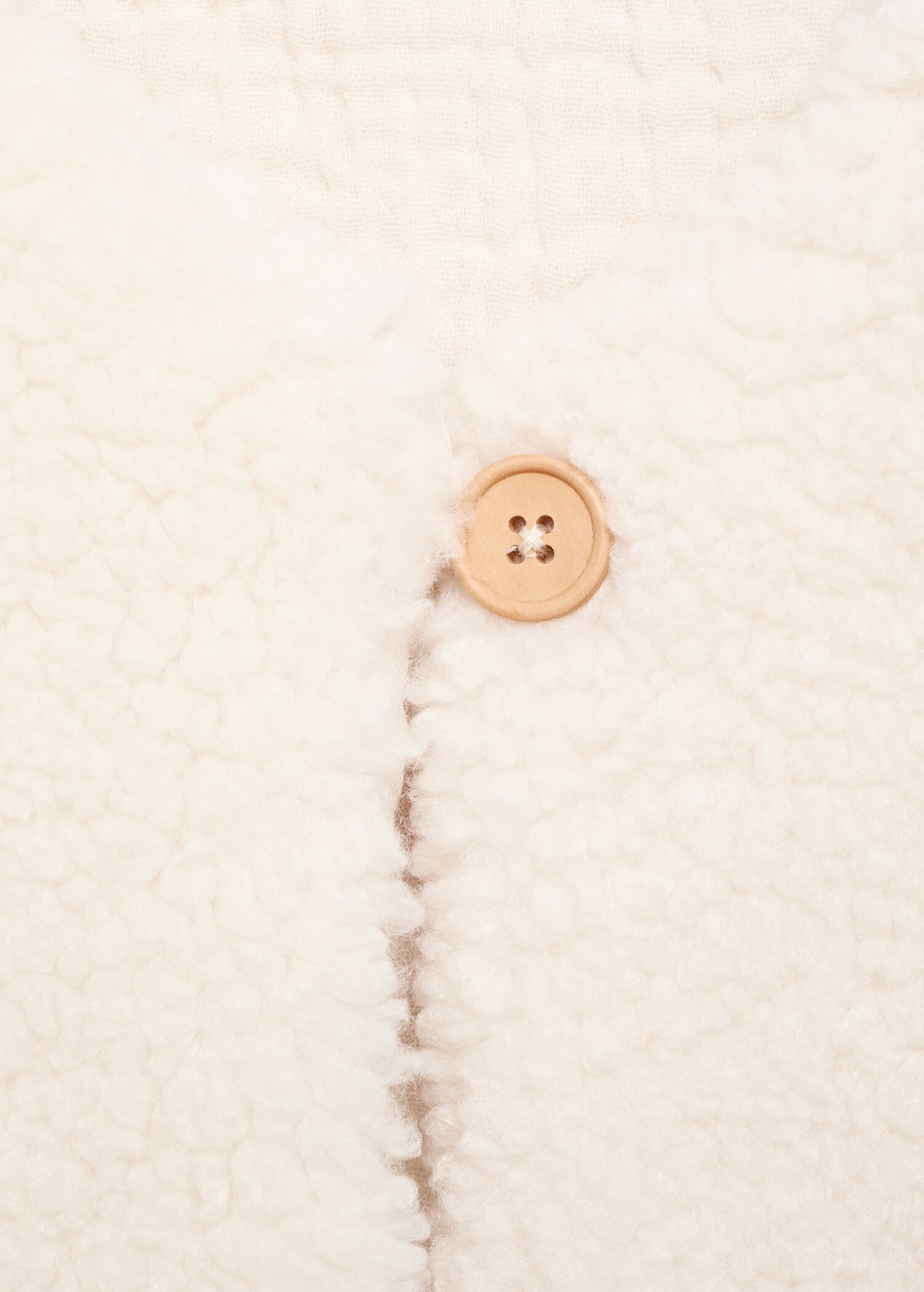 Shearling-effect gilet - Details of the article 8