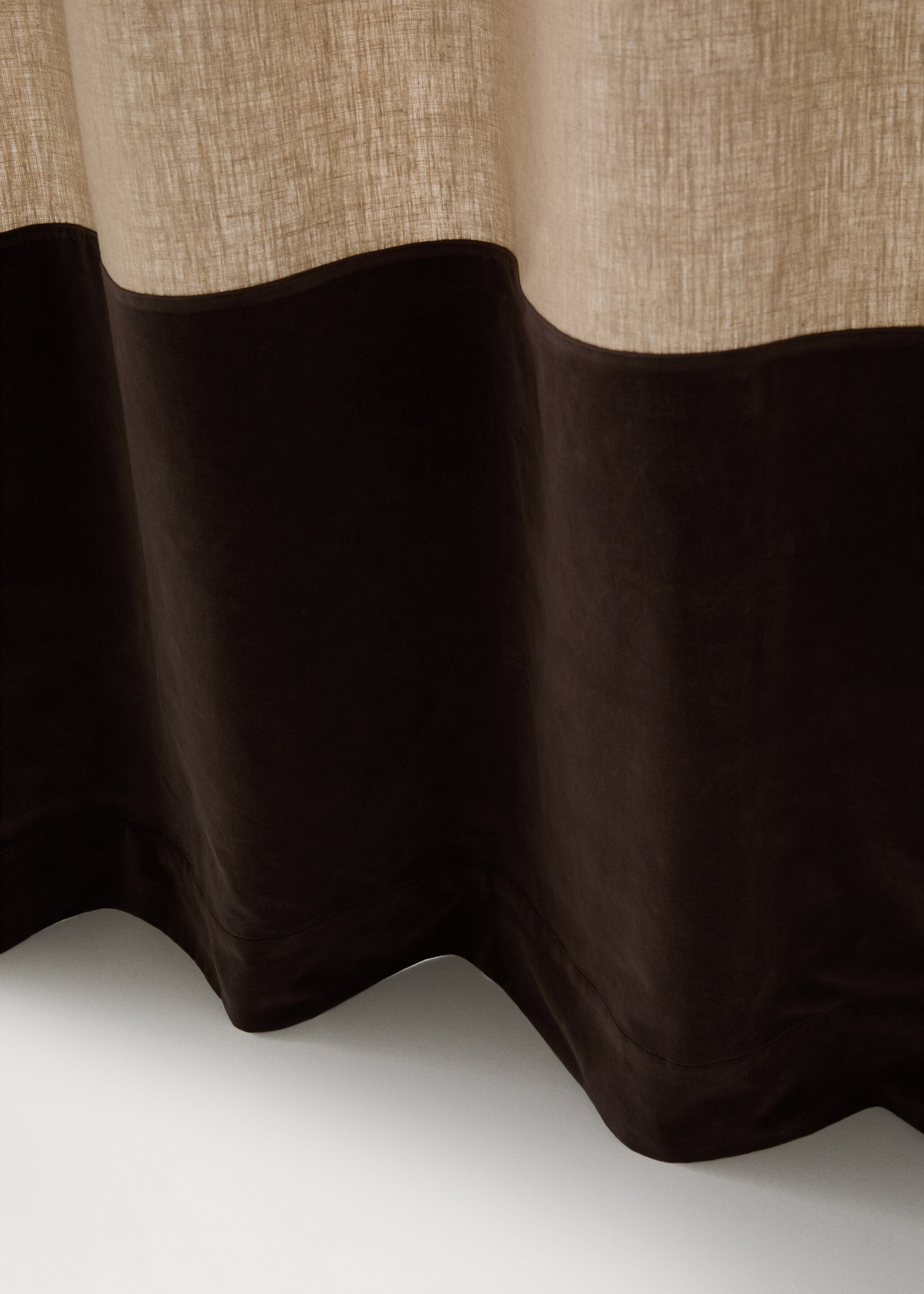 Linen and velvet reversible curtain - Detail van het artikel 5