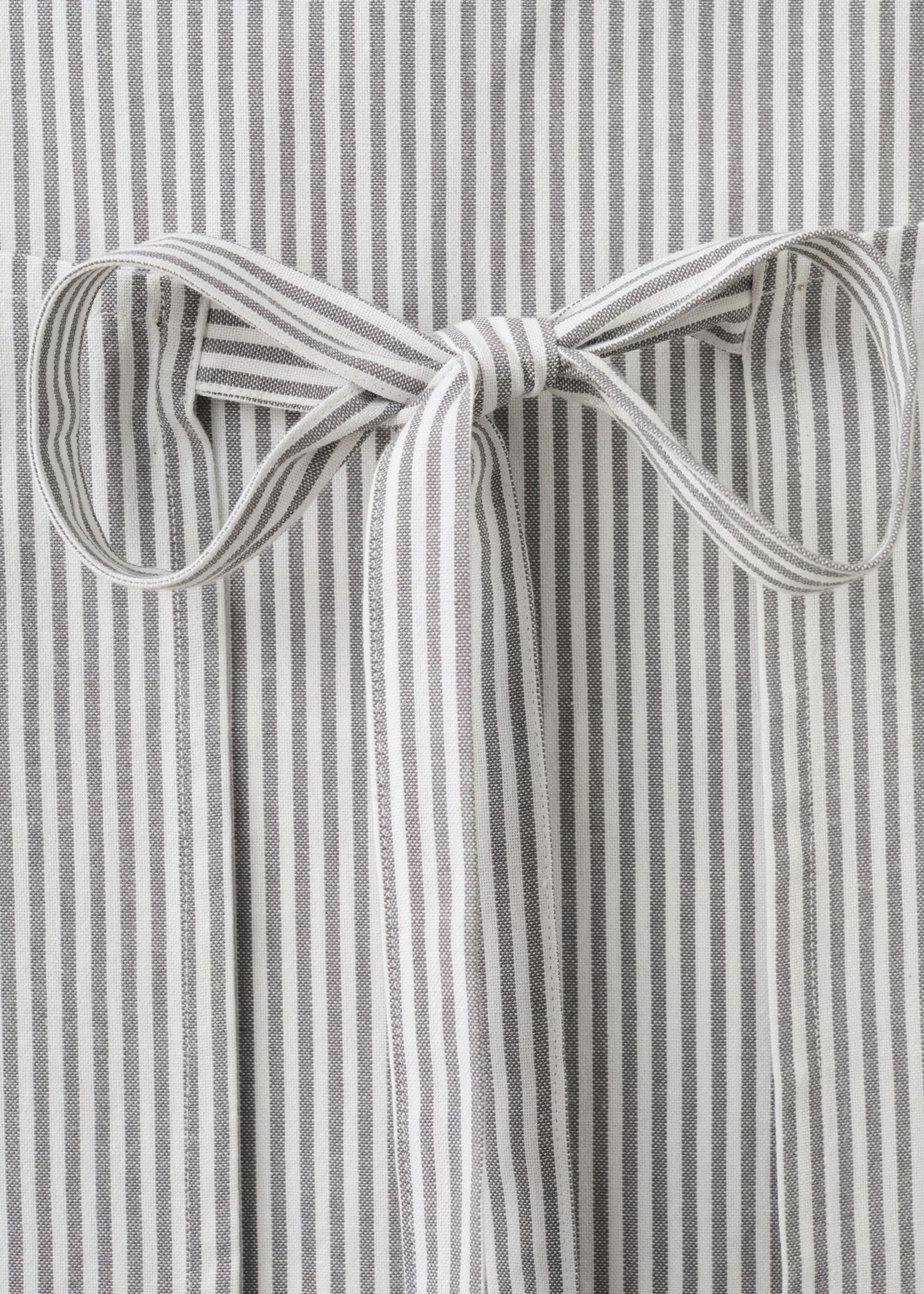 Apron nigella - Details of the article 3, Medium Grey. Ref: 17063327-00.