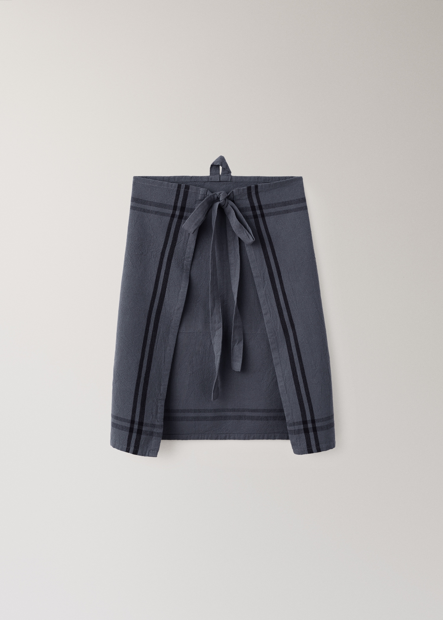 Overdyed striped apron - Details of the article 1