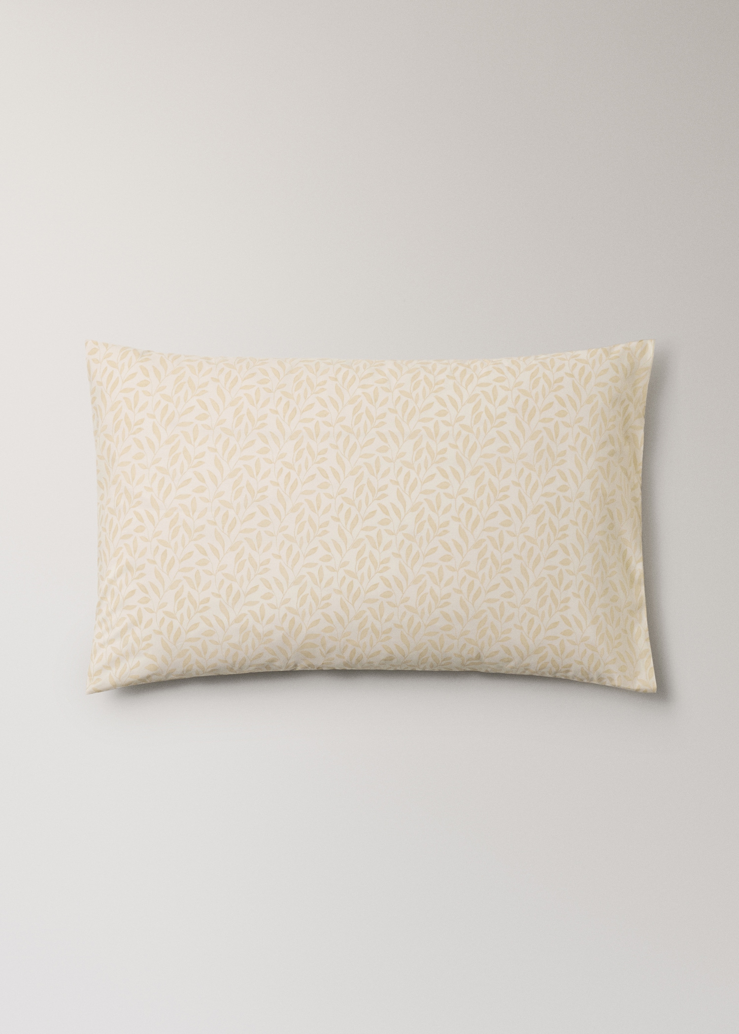 Two percale cotton pillowcases with leaf print 50x75 cm - Article without model