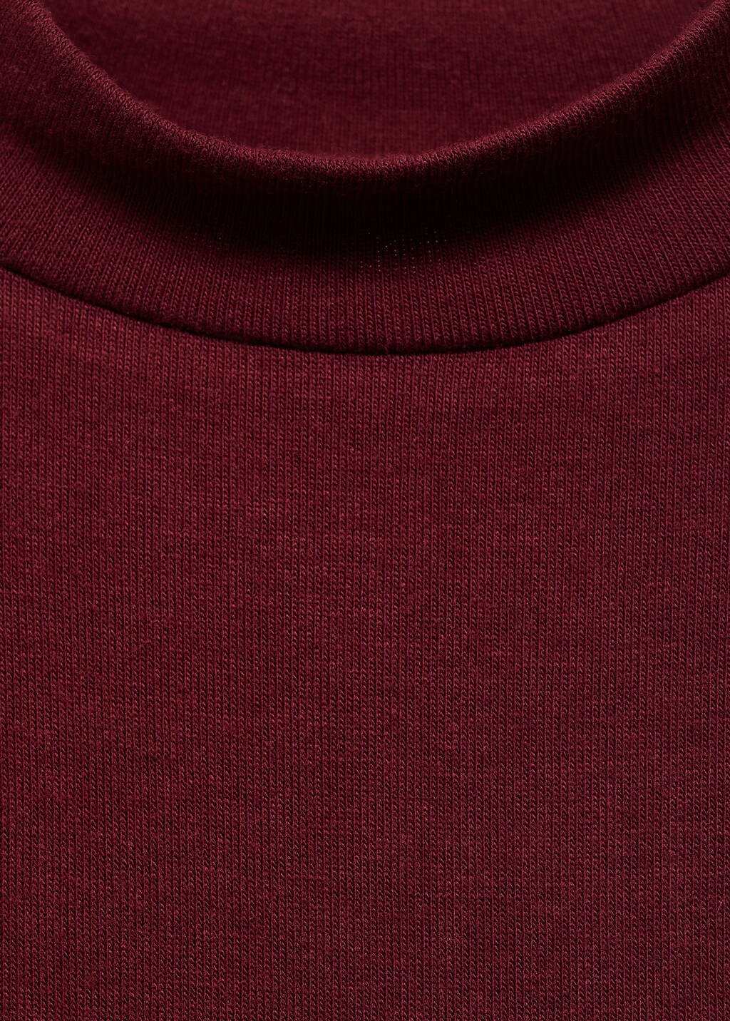 Contrasting belt dress