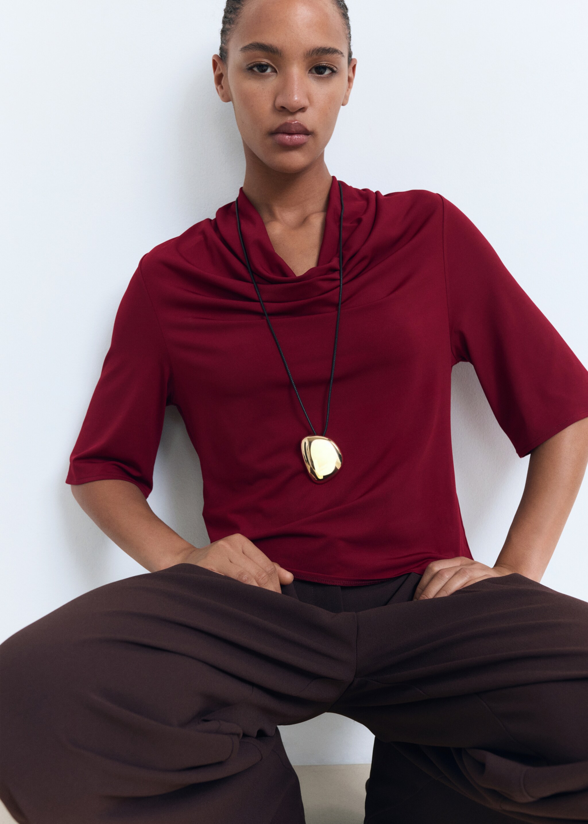 Draped neck top - Details of the article 2, Burgundy. Ref: 17064075-00.