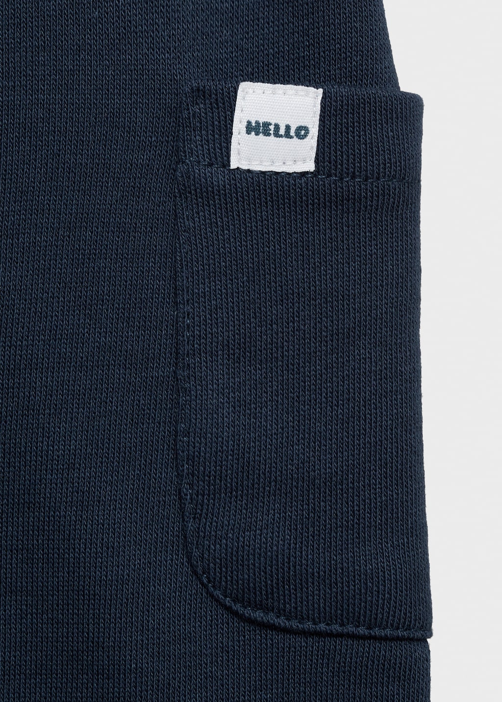 Buttons straight-fit pants