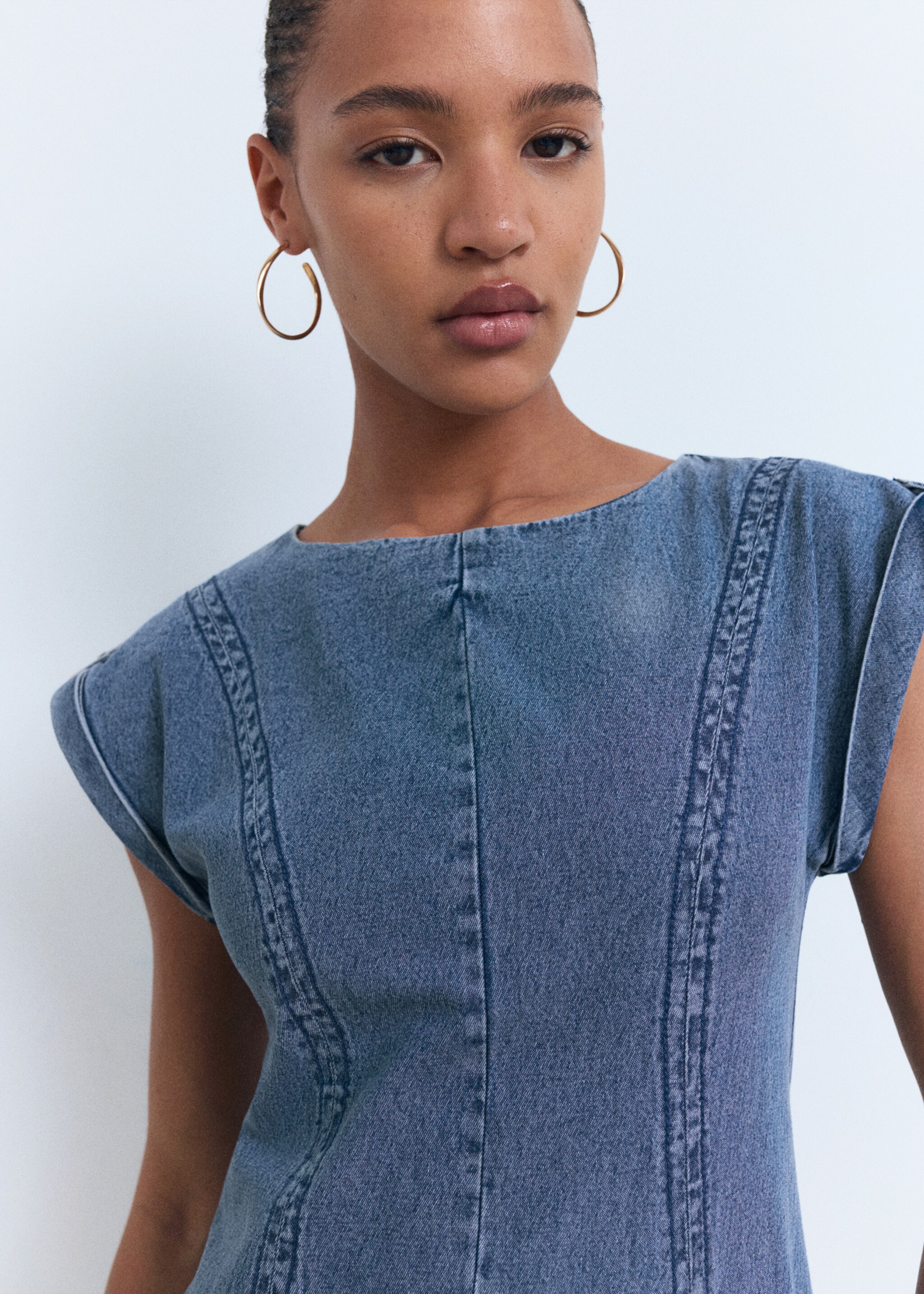 Denim dress with seam detail - Details of the article 1, Medium Blue. Ref: 17064077-00.