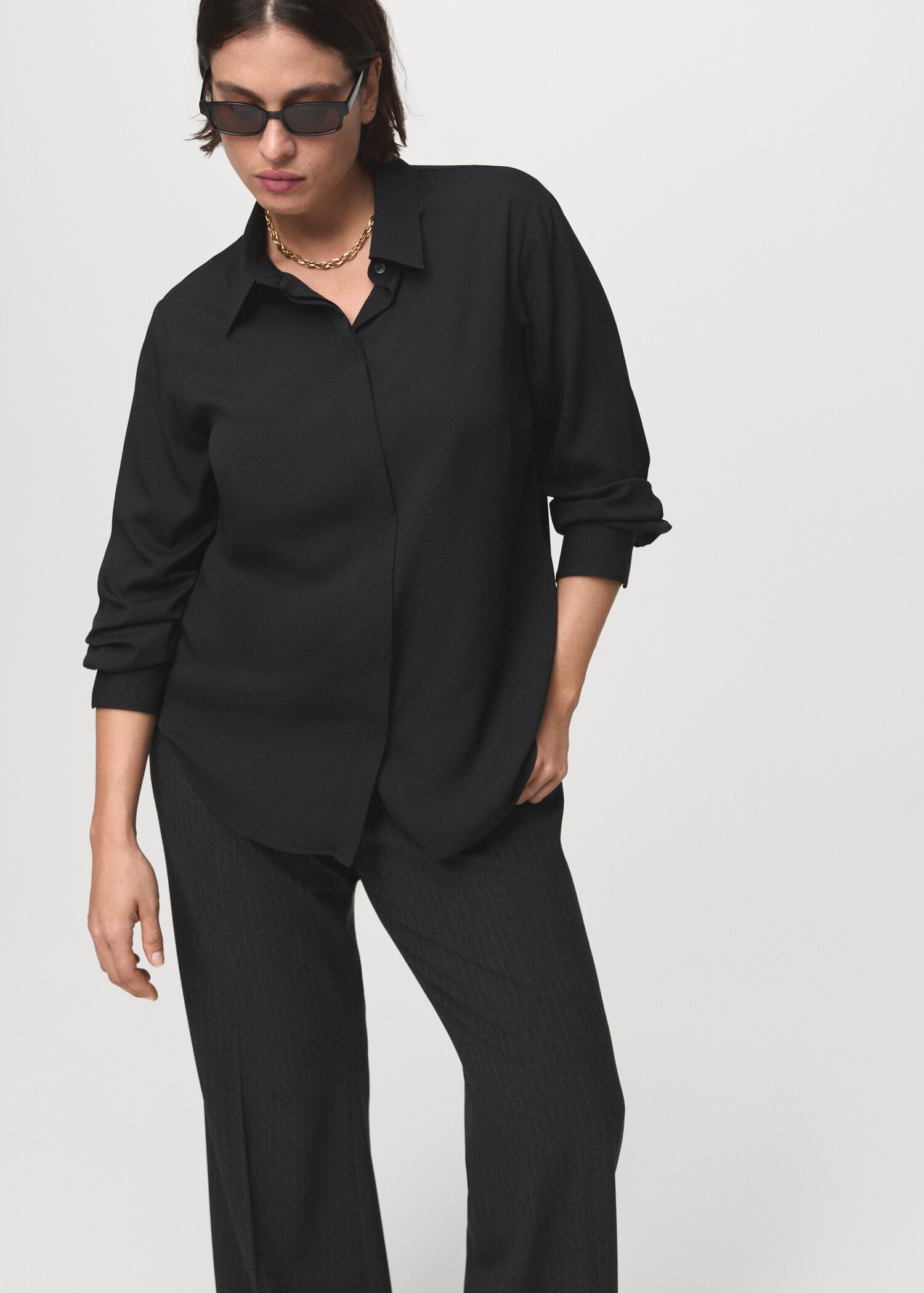 Fluid long-sleeved blouse - Details of the article 4