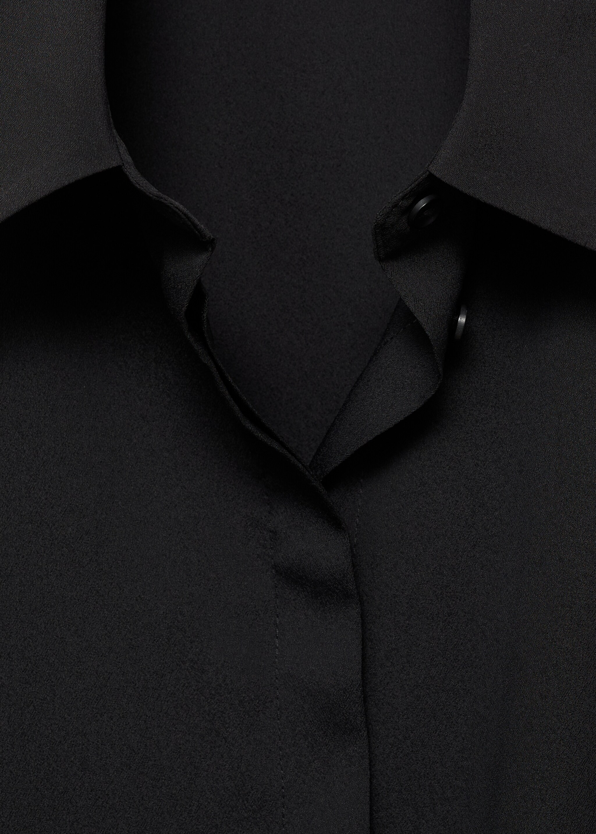 Long-sleeved flowing shirt - Details of the article 8