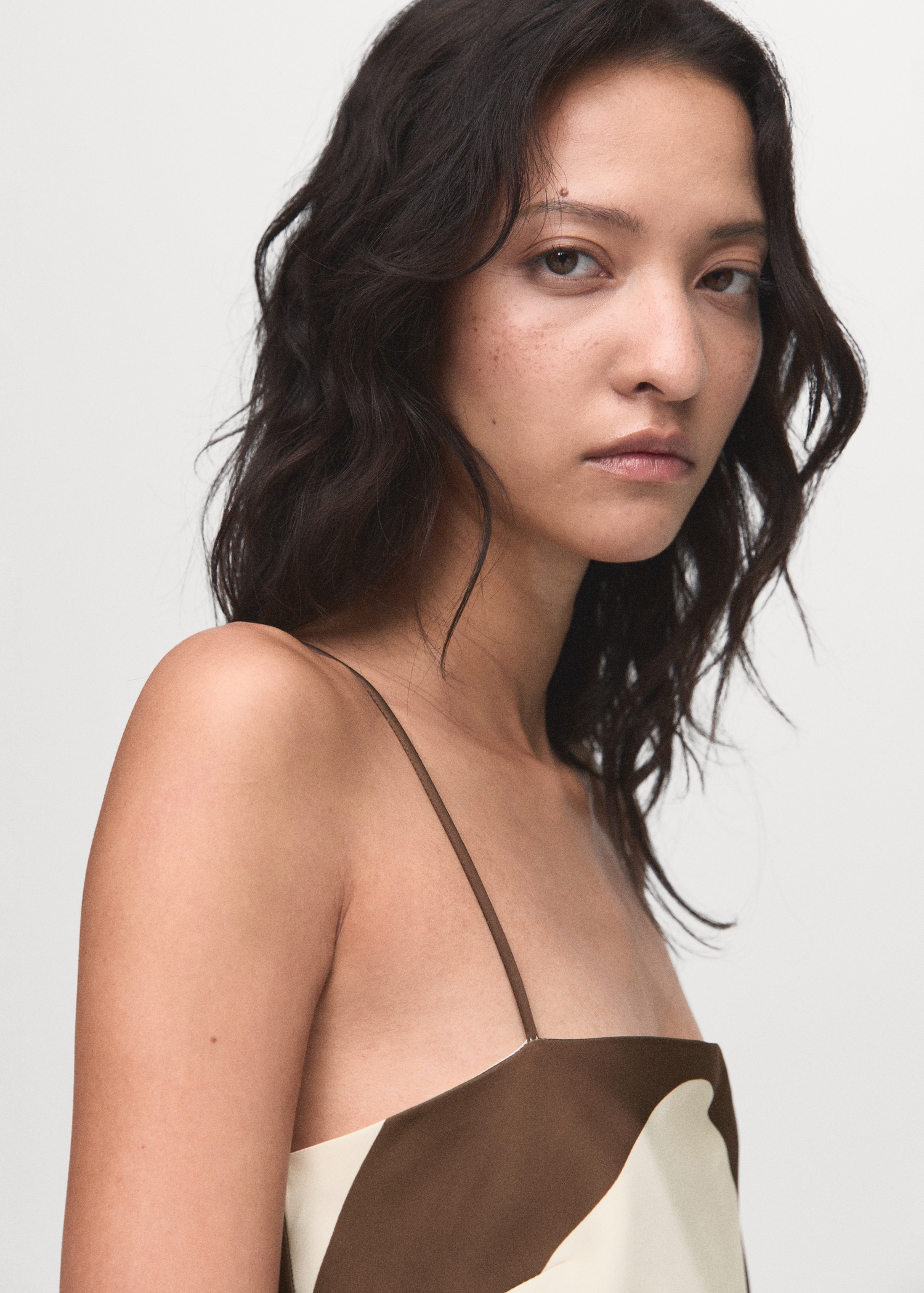 Printed satin dress - Details of the article 1