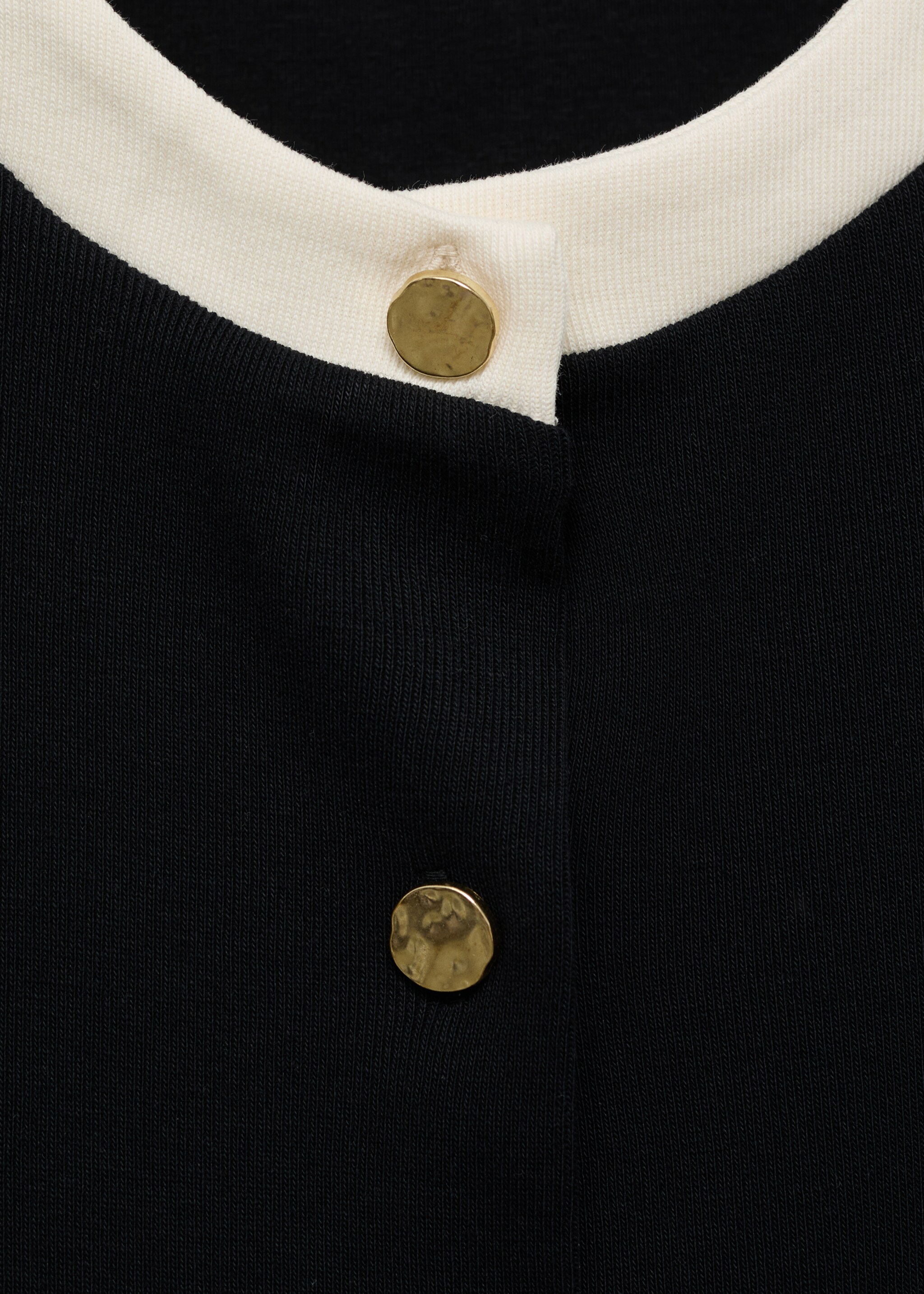Contrasting cotton cardigan - Details of the article 8, Black. Ref: 17064082-00.