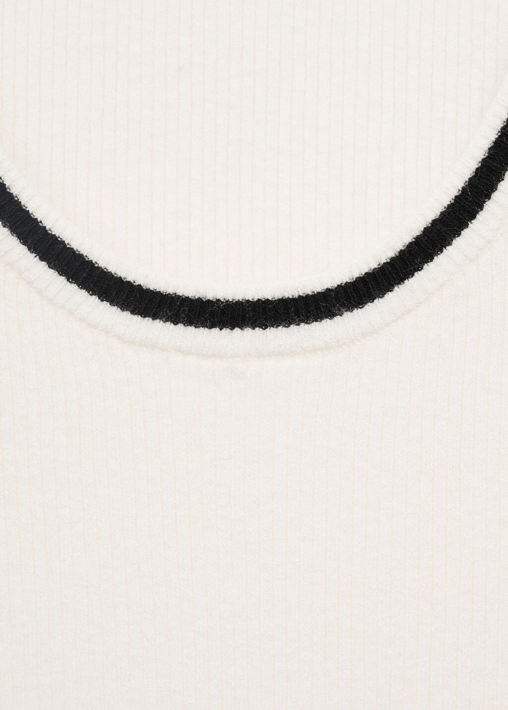 Mango Knitted top with contrast details