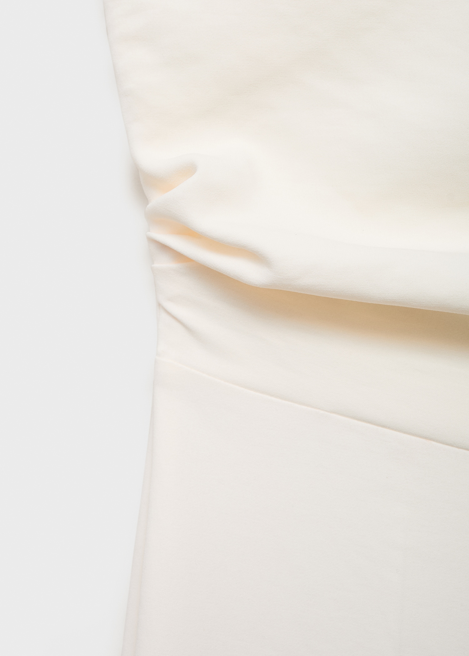 Long jumpsuit with asymmetrical neck - Details of the article 8