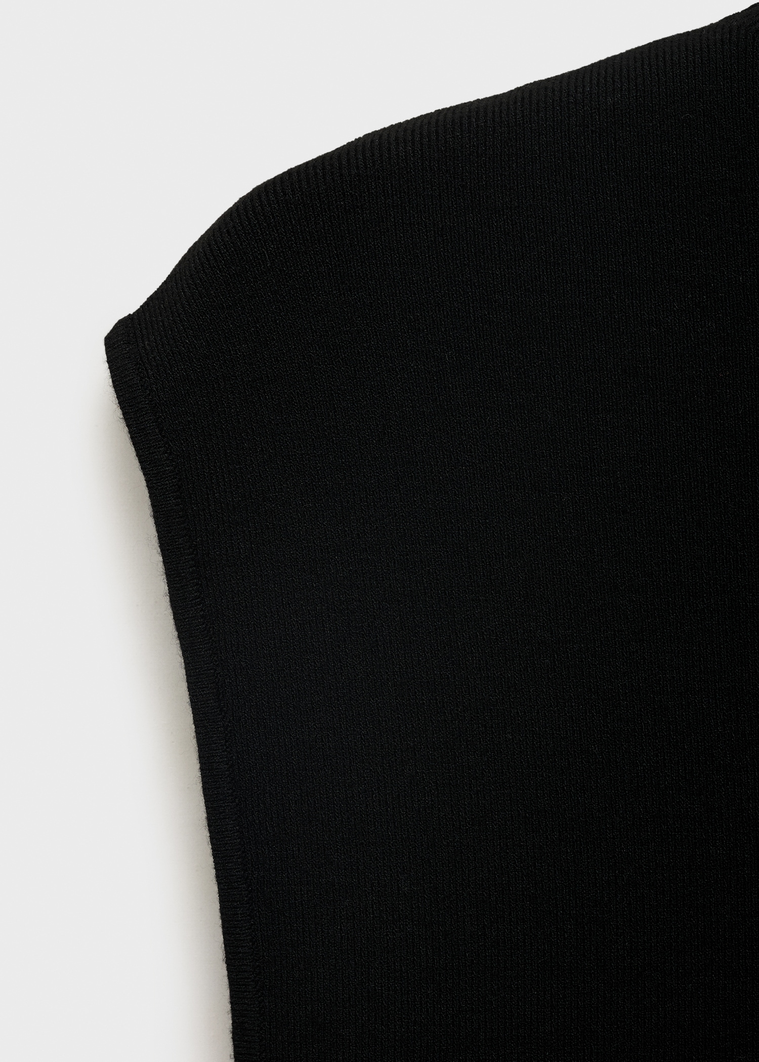 Short knitted dress - Details of the article 8