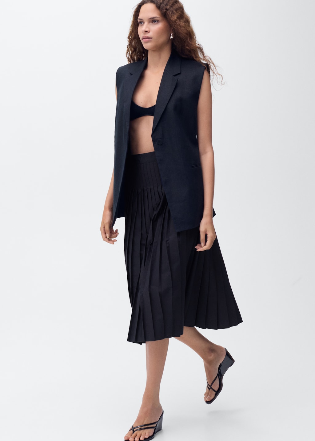 Pleated midi skirt - Women | MANGO Canada