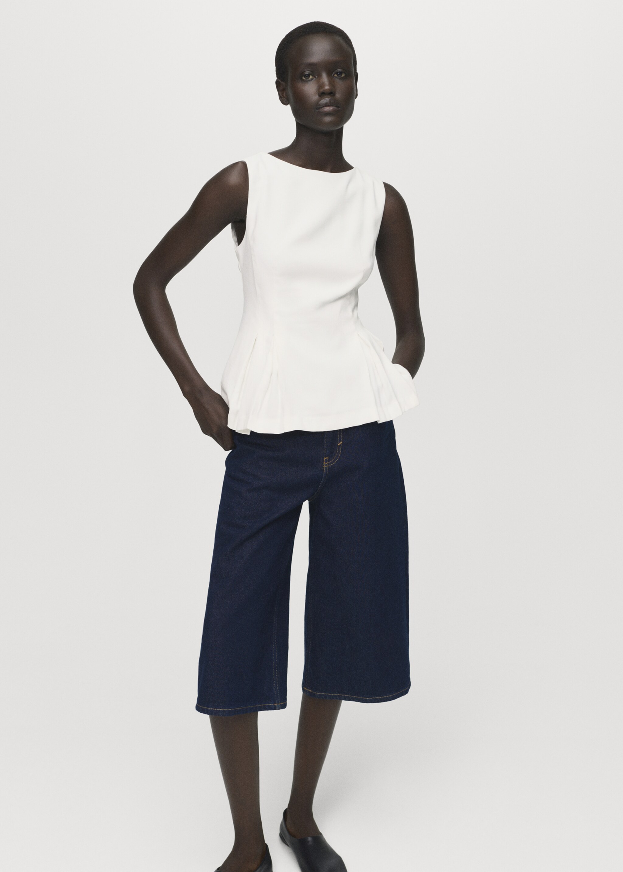Peplum top with pleat detail - Details of the article 2, White. Ref: 17064090-00.
