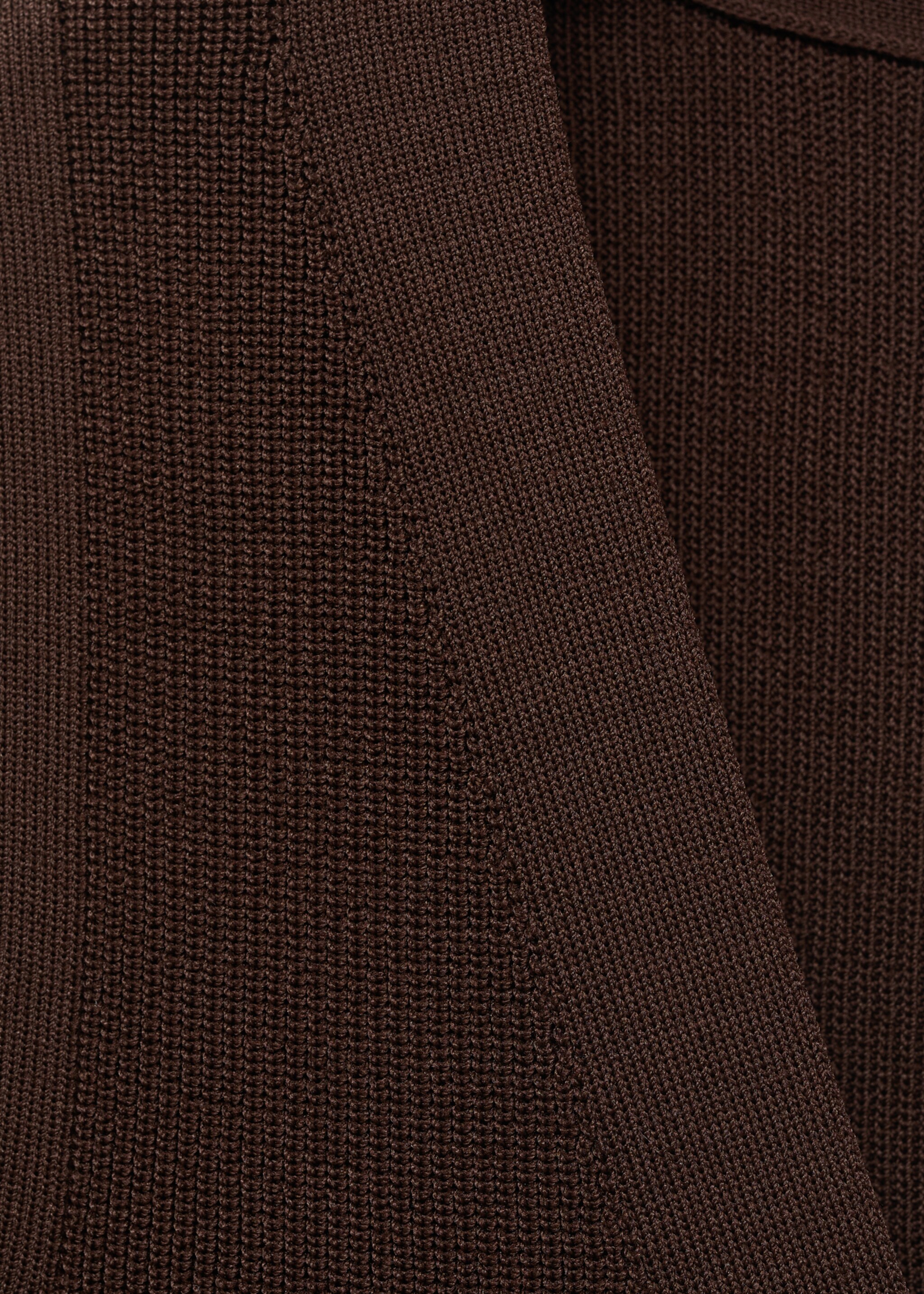 Fine-knit gilet - Details of the article 0, Chocolate. Ref: 17064098-00.