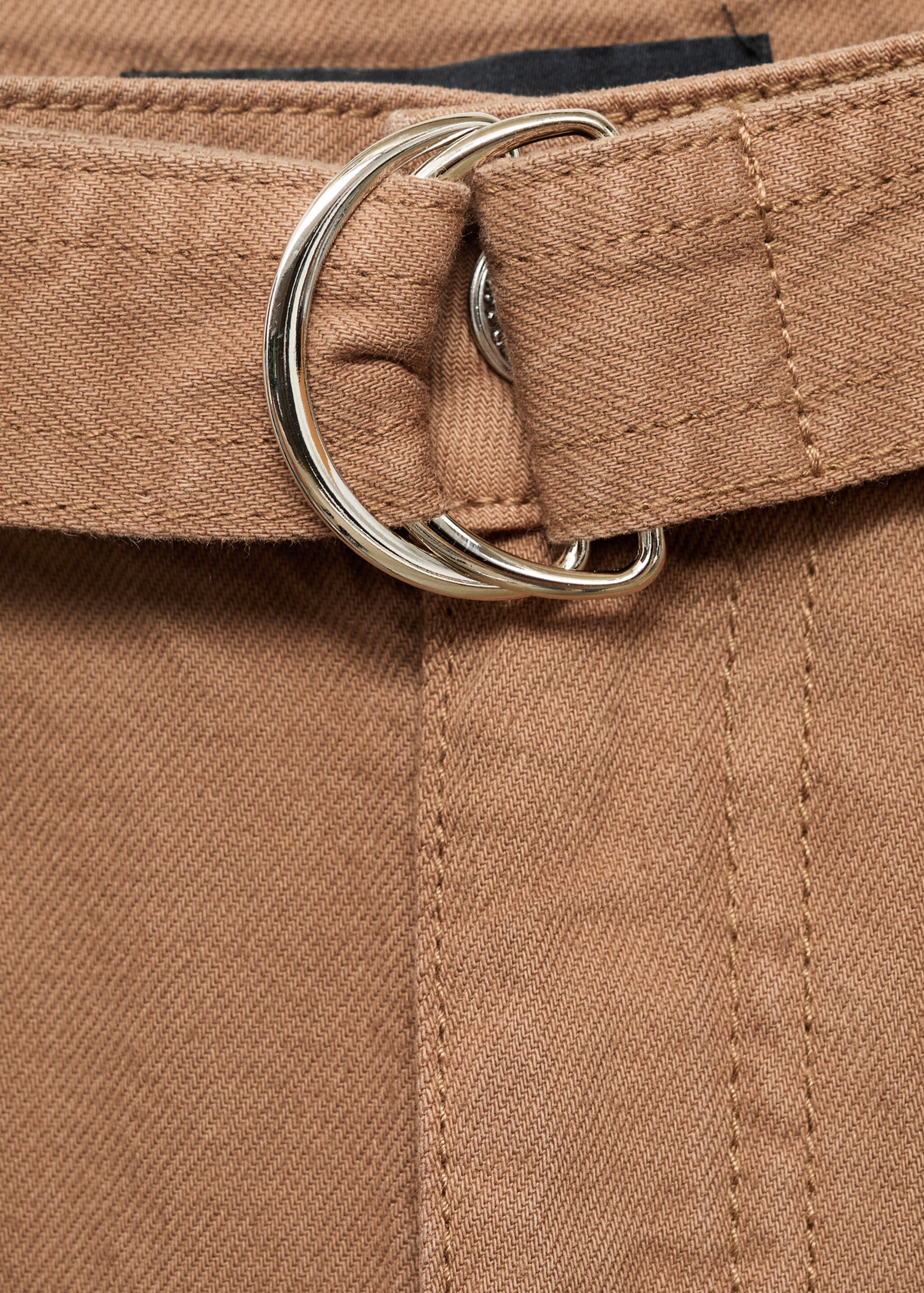 Bermudashorts i jorts-denim med belte - Artikkeldetalj 8, Brun. Ref: 17064101-00.