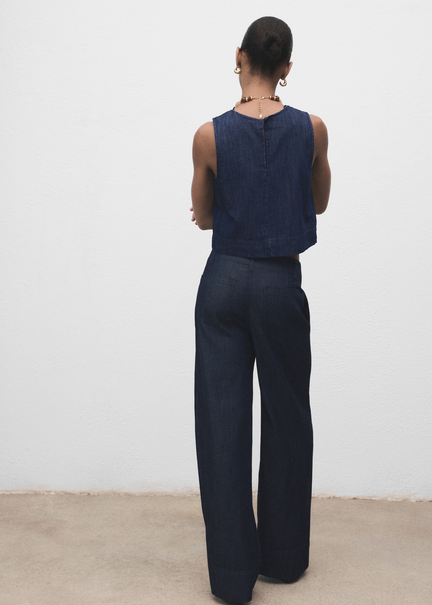 Wide leg denim pants with stitching - Reverse of the article