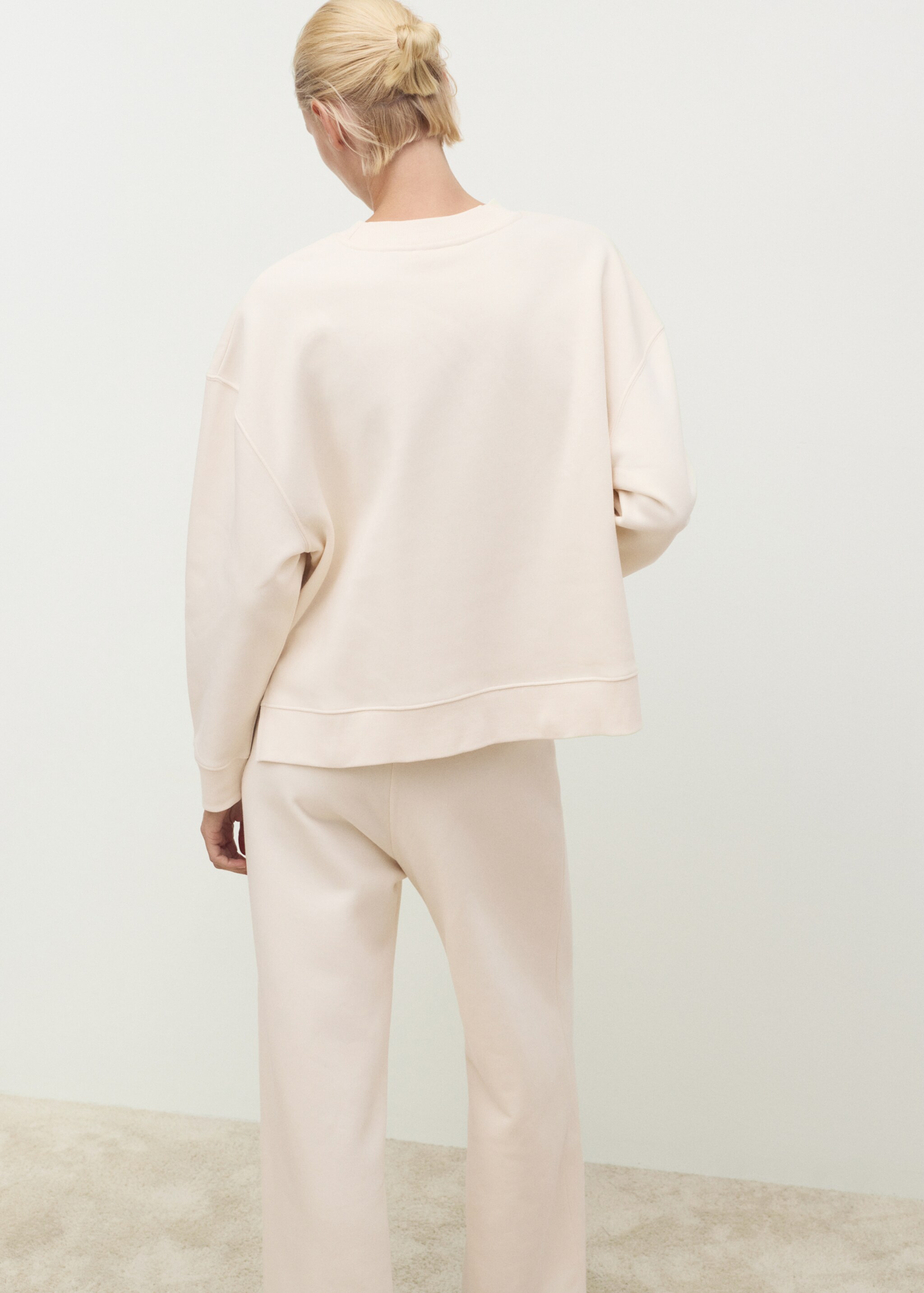 Fluid cotton sweatshirt - Reverse of the article, Vanilla. Ref: 17064107-00.