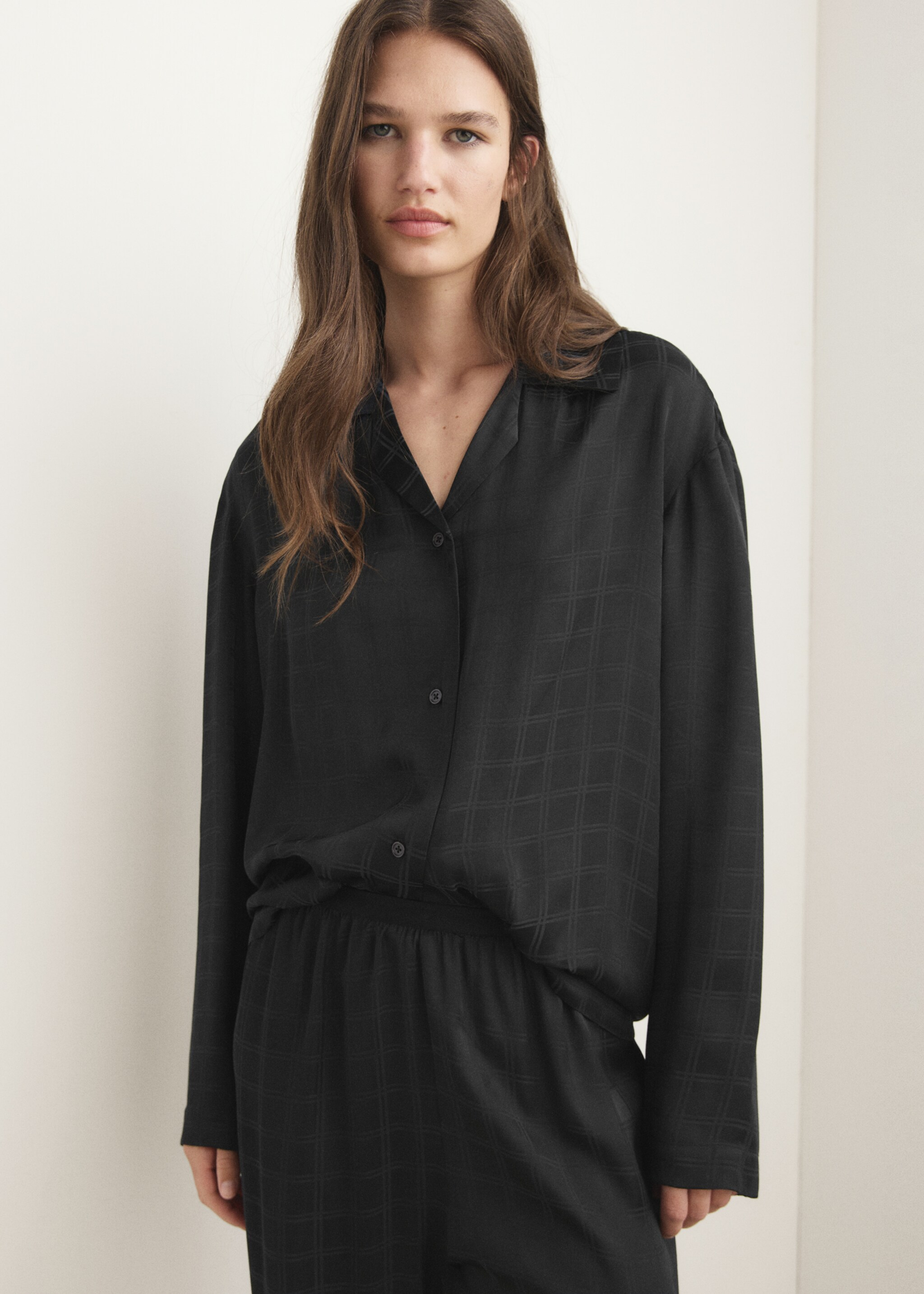 Camisa de pijama xadrez de rayon - Plano médio, Preto. Ref: 17064108-00.