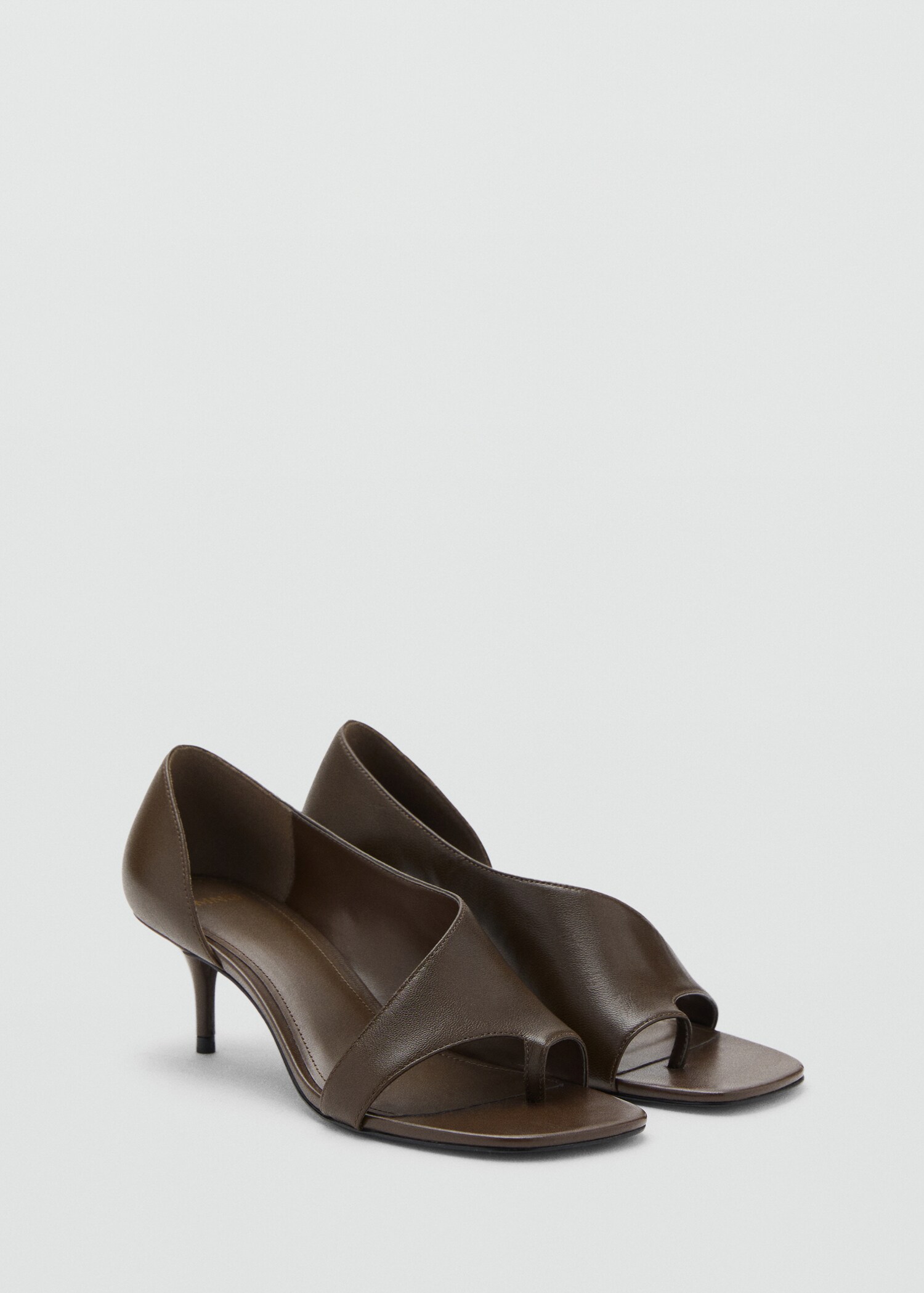 Sandales cuir asymétriques - Plan moyen
