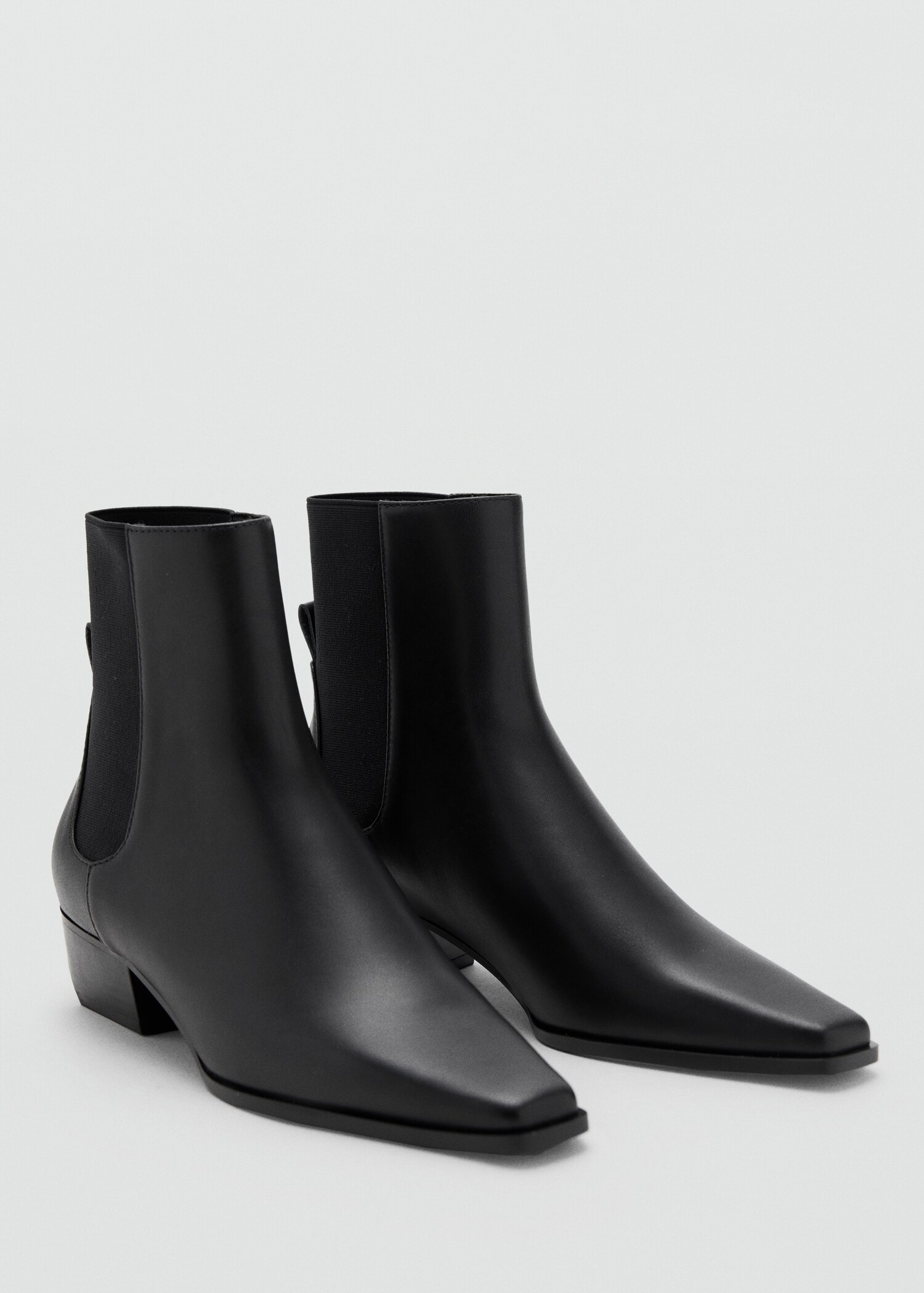 Leather heeled boots - Medium plane