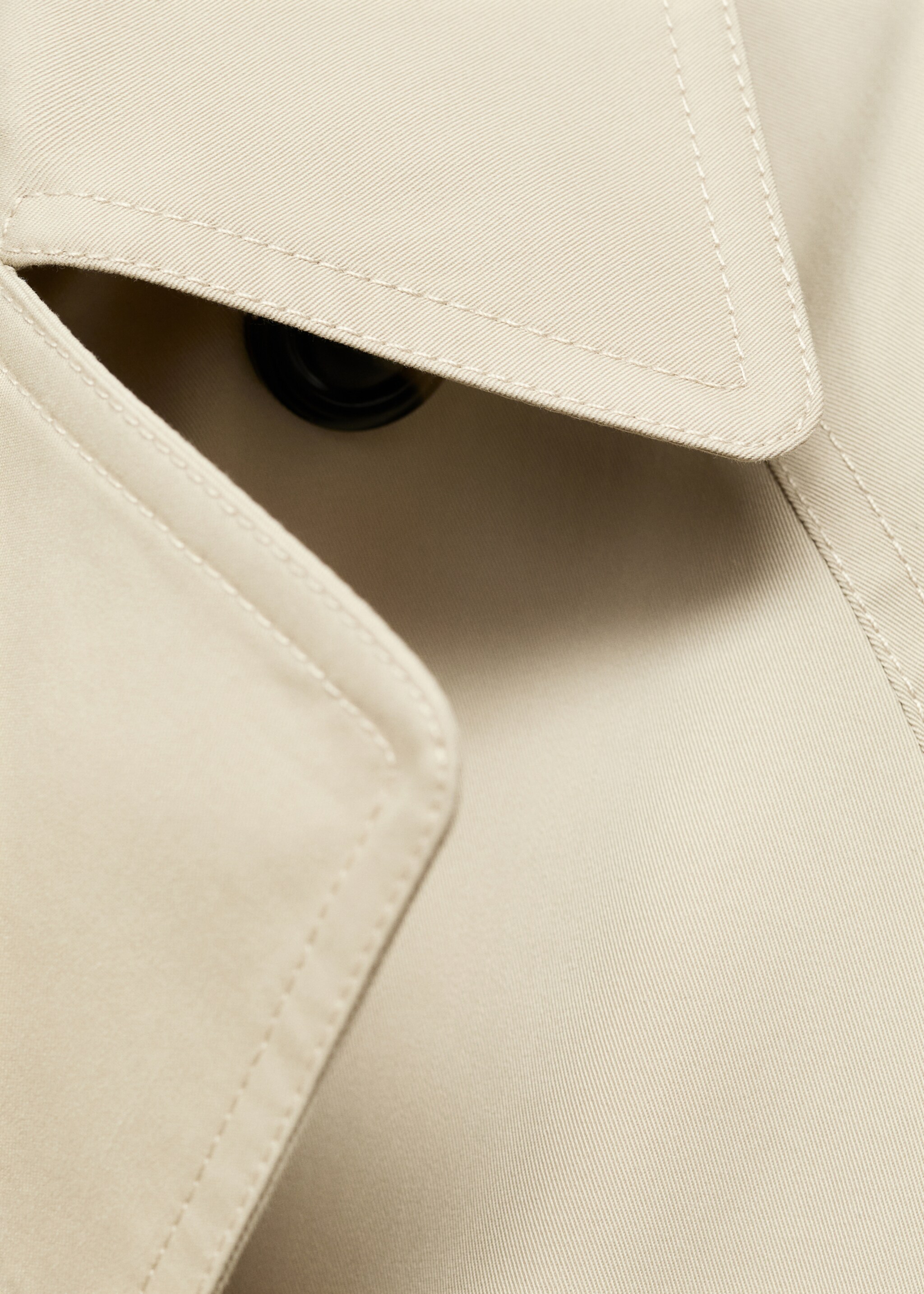 Long double-breasted trench coat - Details of the article 0