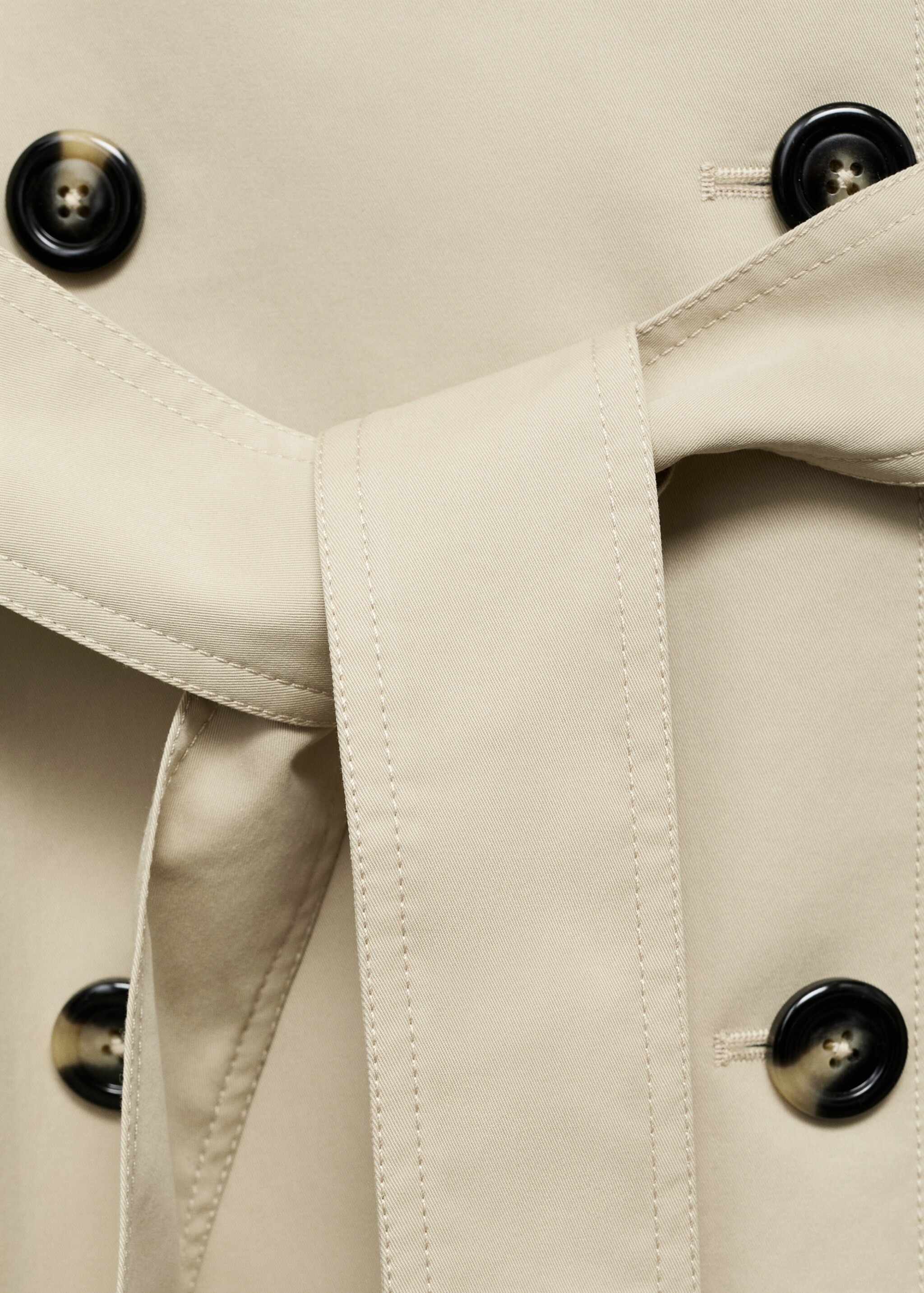 Long double-breasted trench coat - Details of the article 8