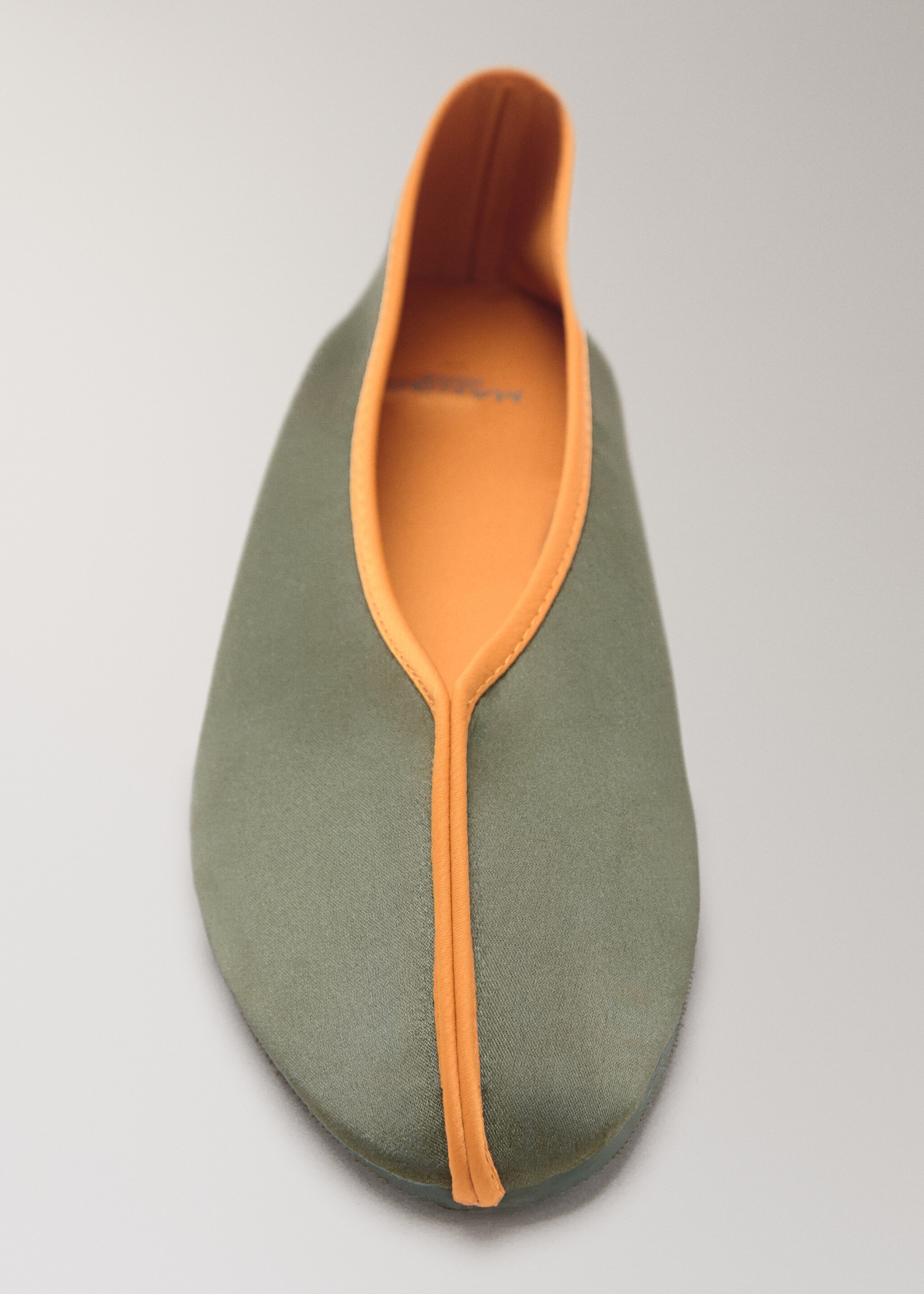 Satin ballet flats with contrast piping - Details of the article 3, Green. Ref: 17064119-00.