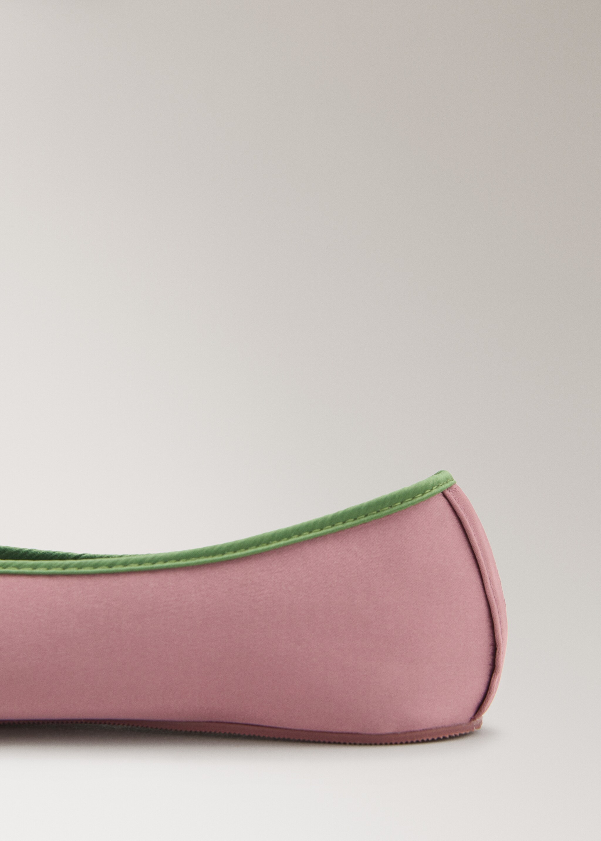 Satin ballet flats with contrast piping - Details of the article 1, Plum. Ref: 17064119-00.