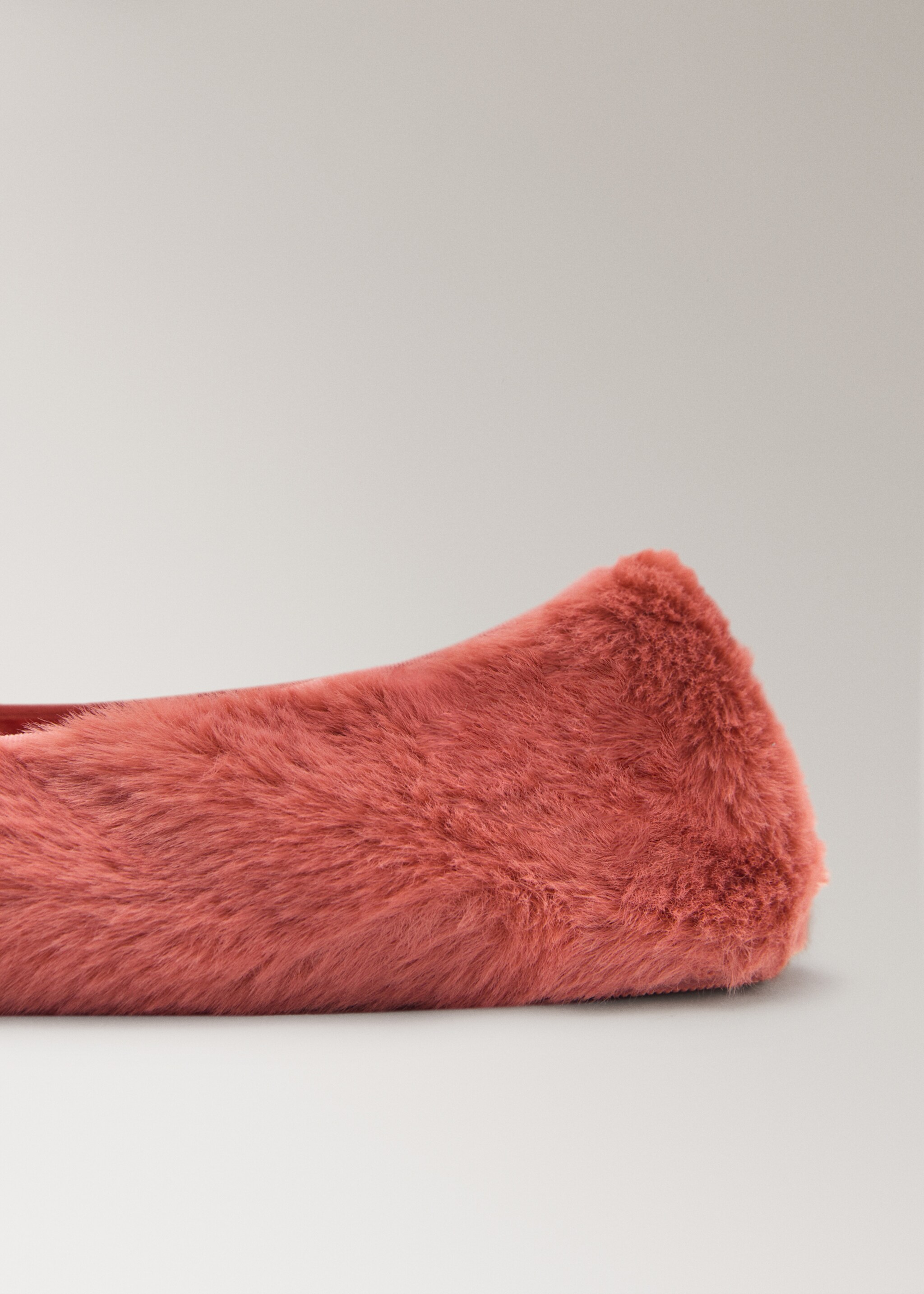 Faux fur ballerina flat - Details of the article 1, Dark Red. Ref: 17064120-00.