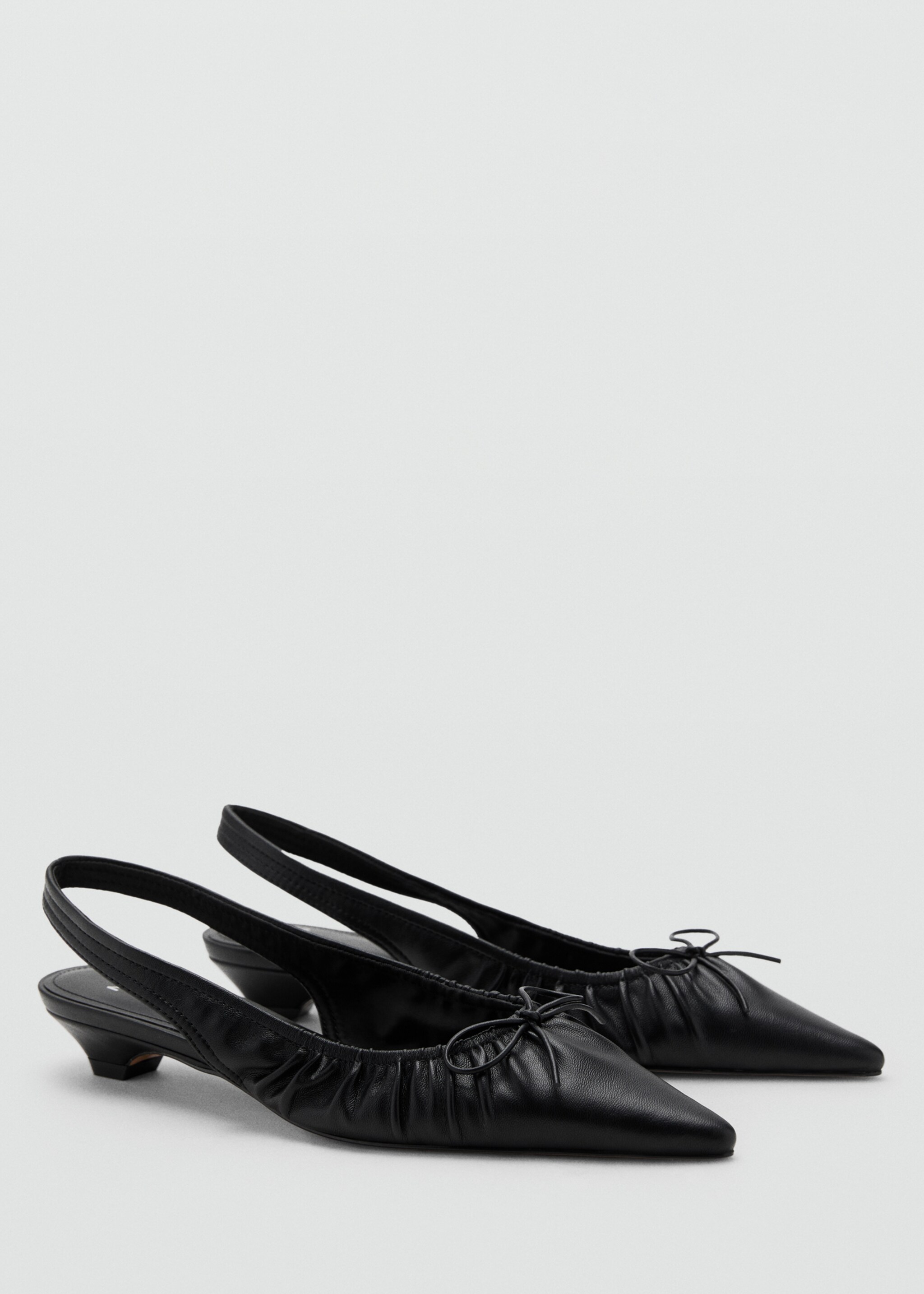 Zapato tacón fruncido lazo - Plano medio, Negro. Ref: 17064121-00.